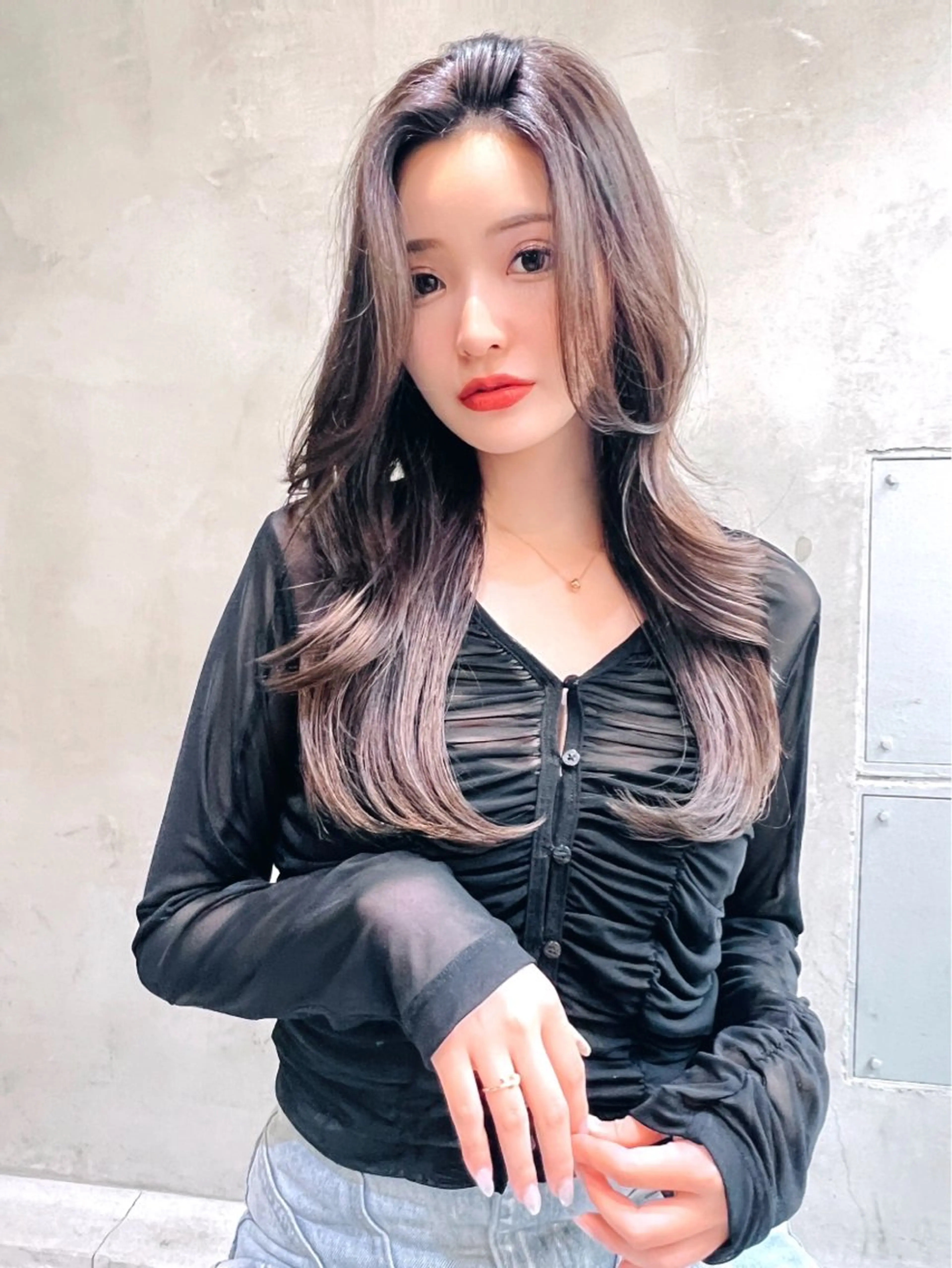 ロング カット ヘアカラー トリートメント mowen RUIのヘアスタイル