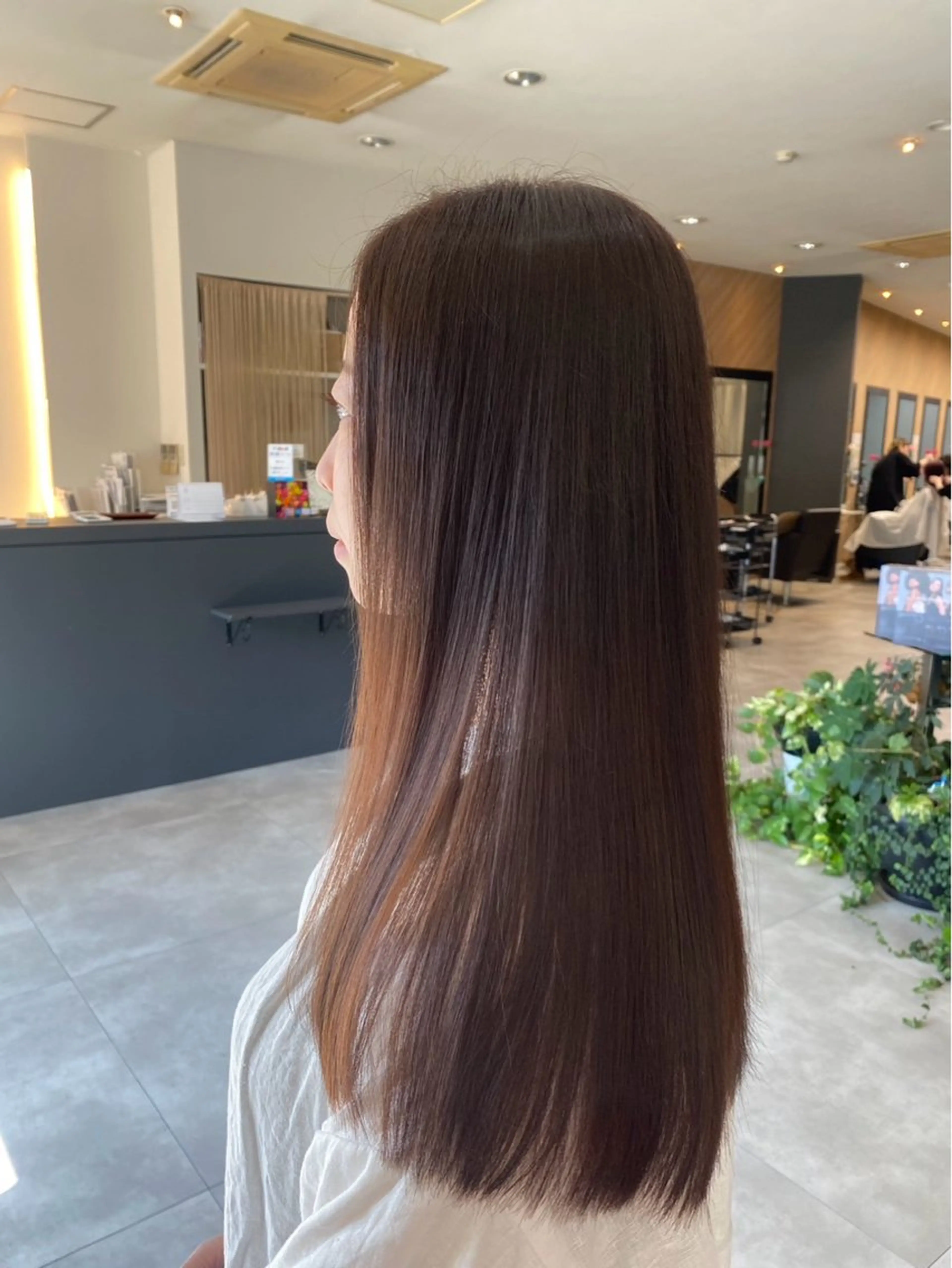 ロング 安森 日向のヘアスタイル