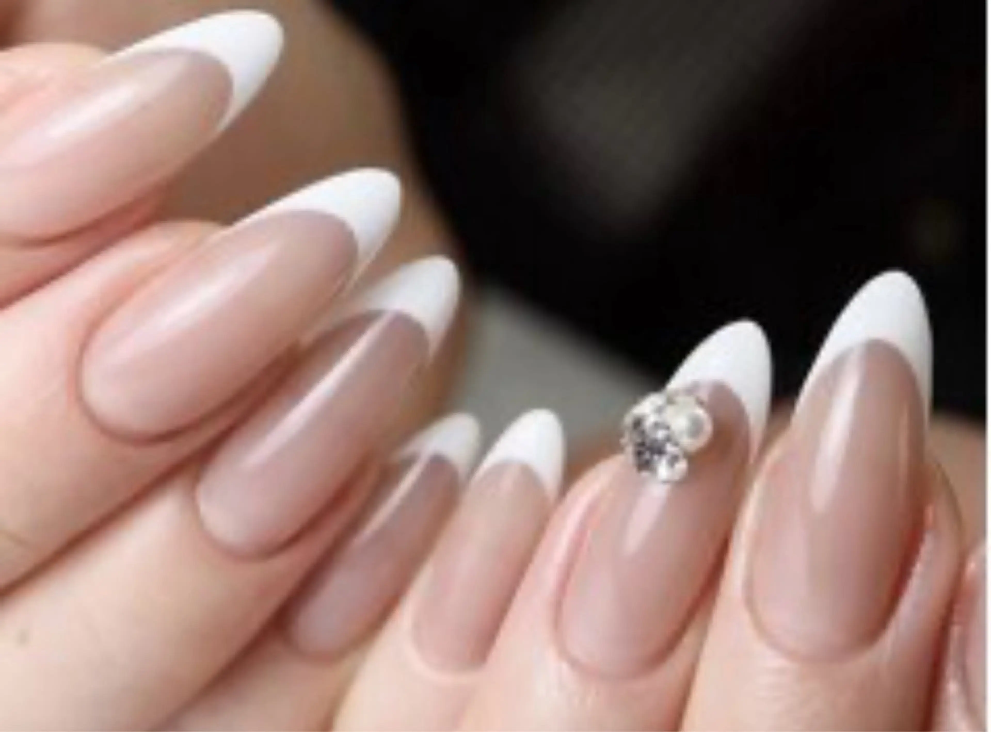 ミディアム ハンドネイル M+Nail 新宿のネイルデザイン