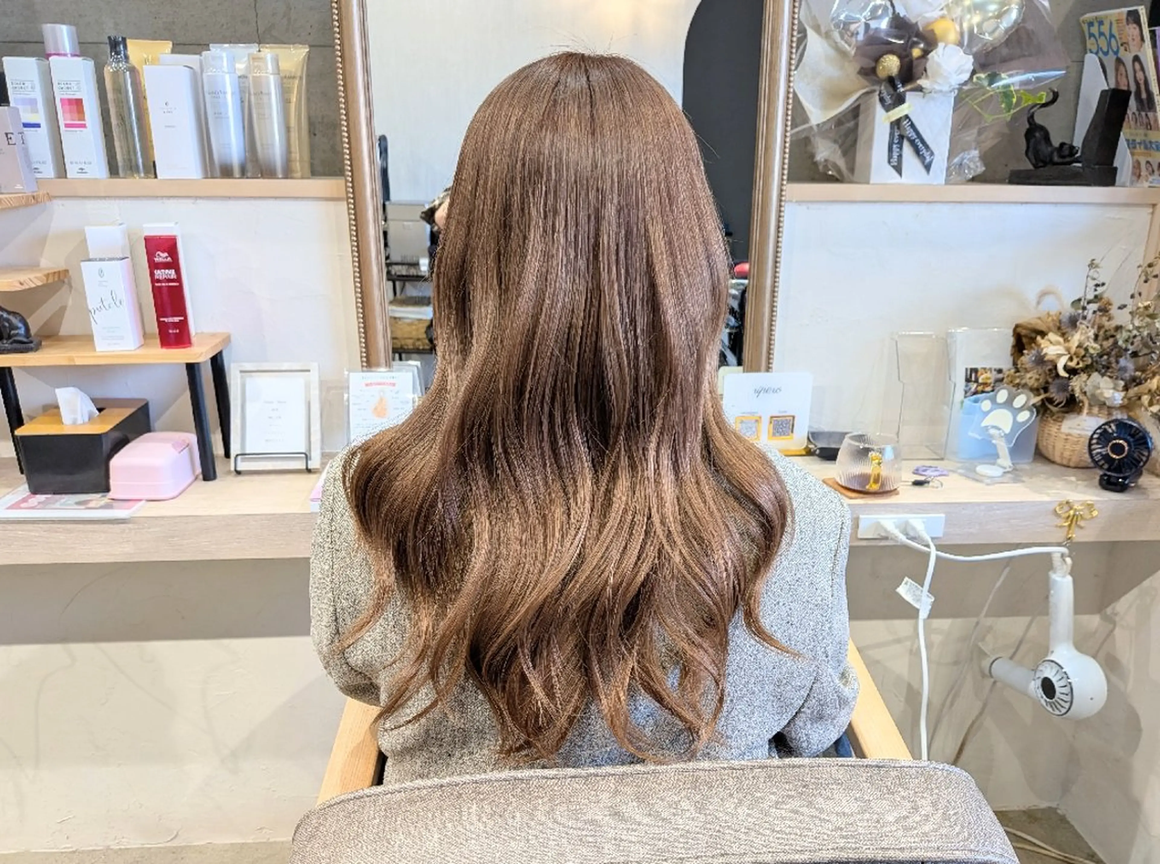 ロング カラー カット ヘアカラー トリートメント ripero   のエステ・リラクイメージ