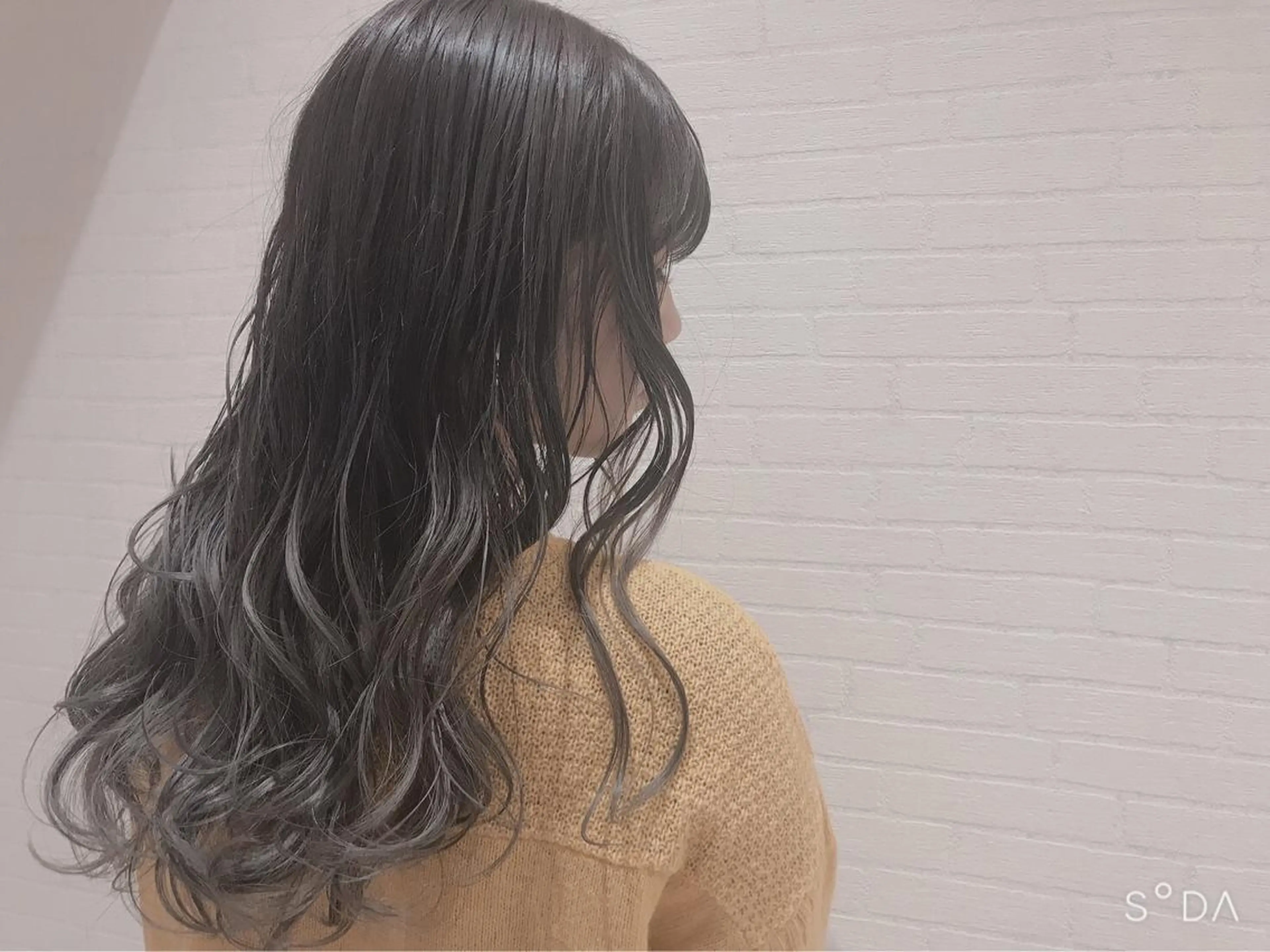 セミロング カラー ヘアカラー LiTA RIKUのヘアスタイル