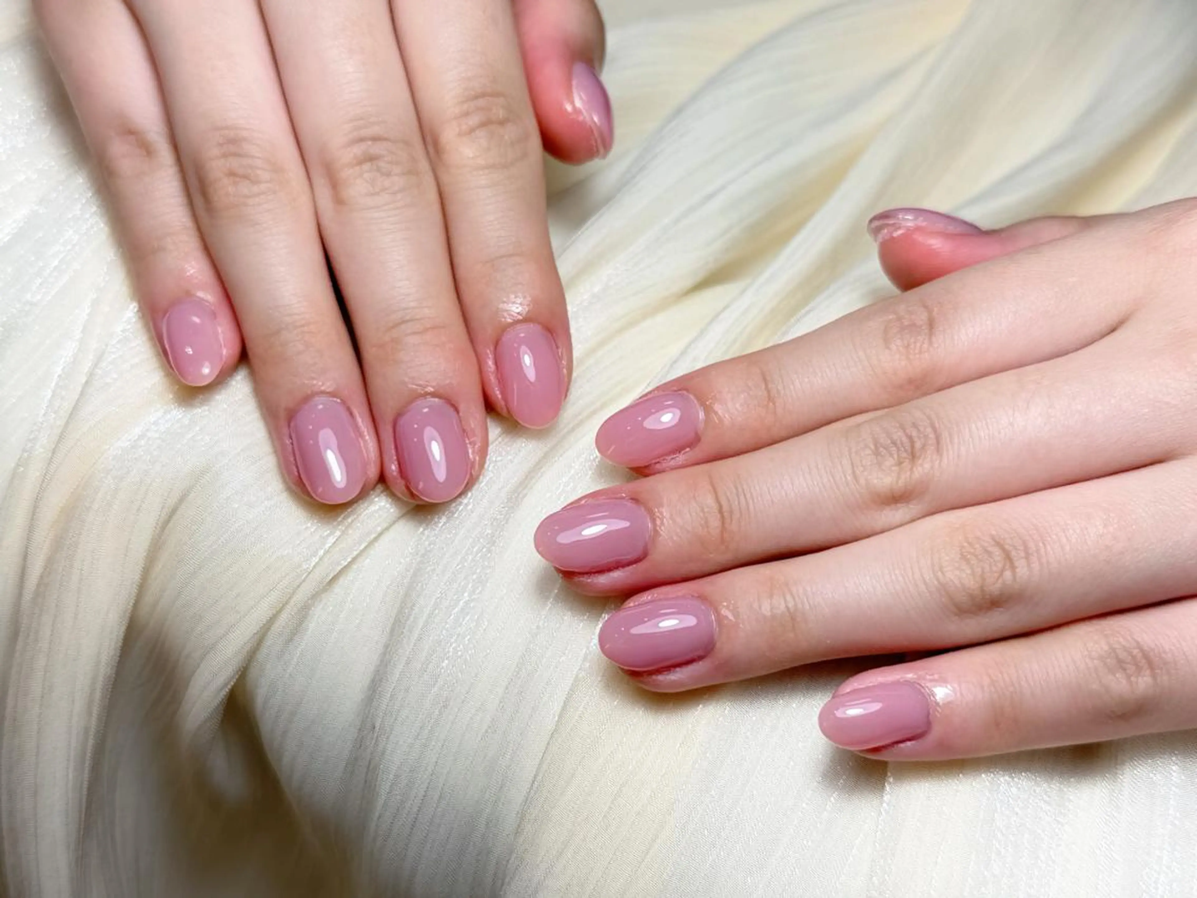 ネイル ハンドネイル ハンドケア Lumina _MIOのネイルデザイン