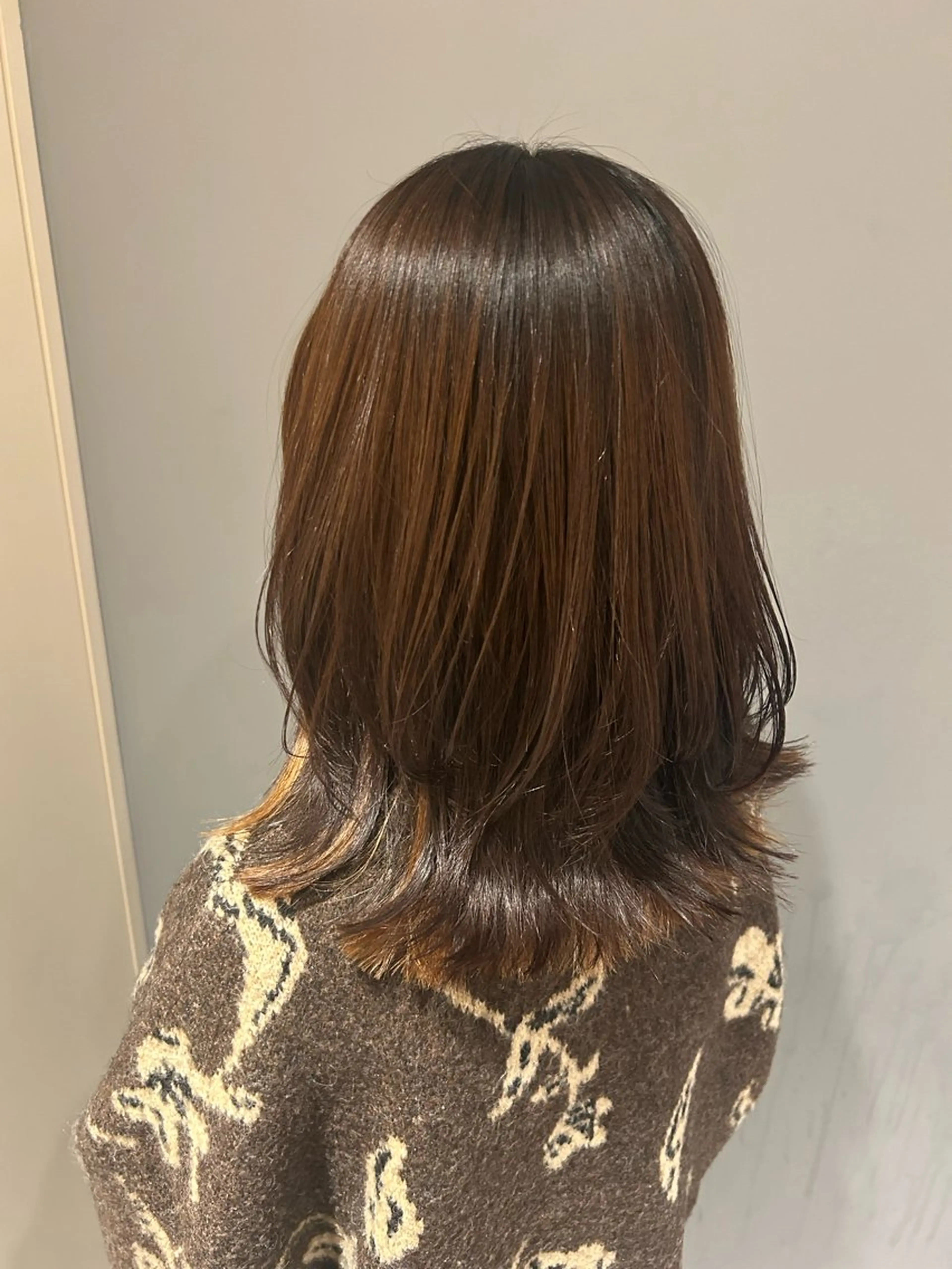 ミディアム カラー パーマ くびれヘア レイヤーカット ストレートパーマ 👒oikawa kaede🍃のヘアスタイル