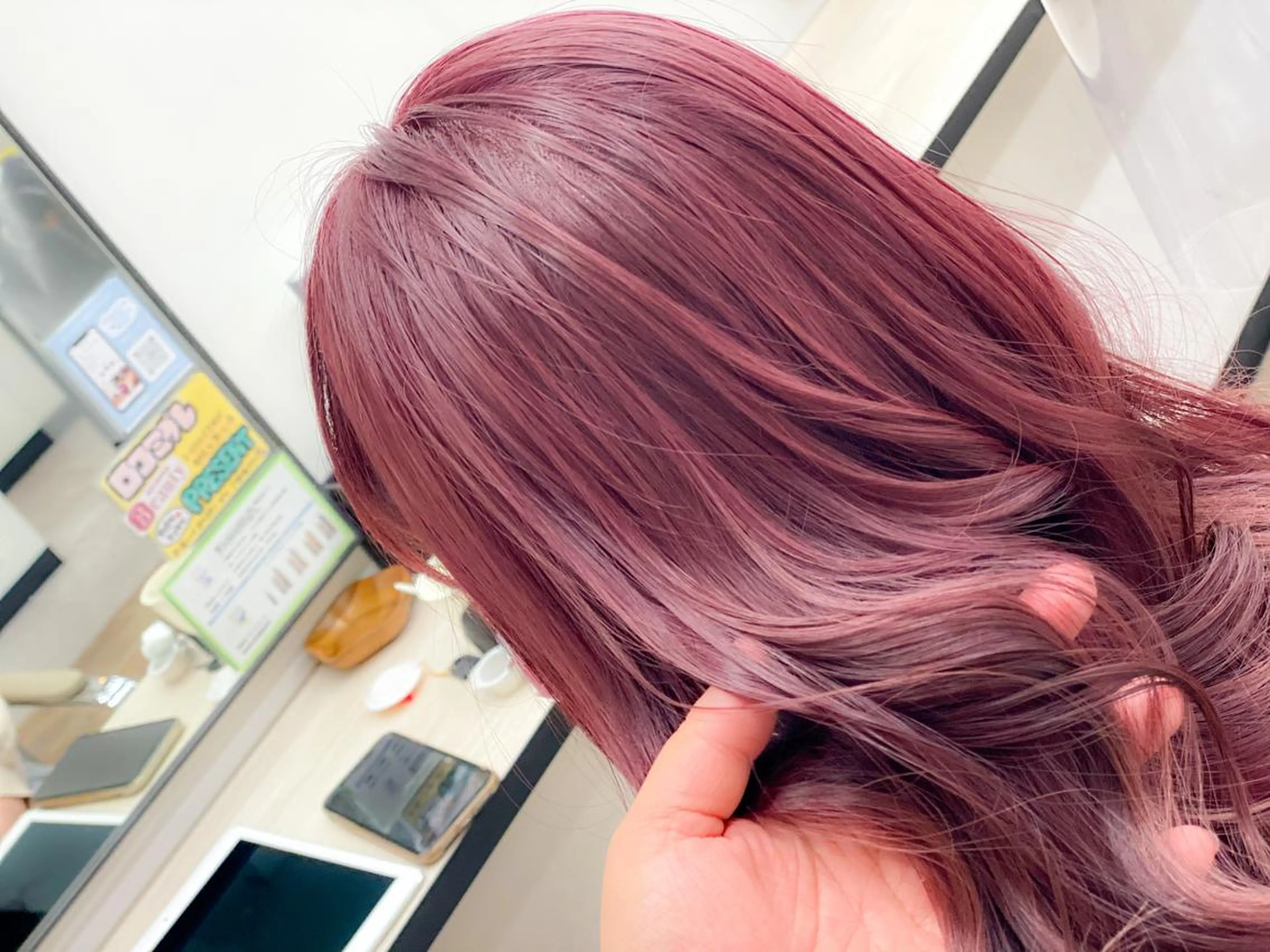 ミディアム louwe 武藤幸世のヘアスタイル