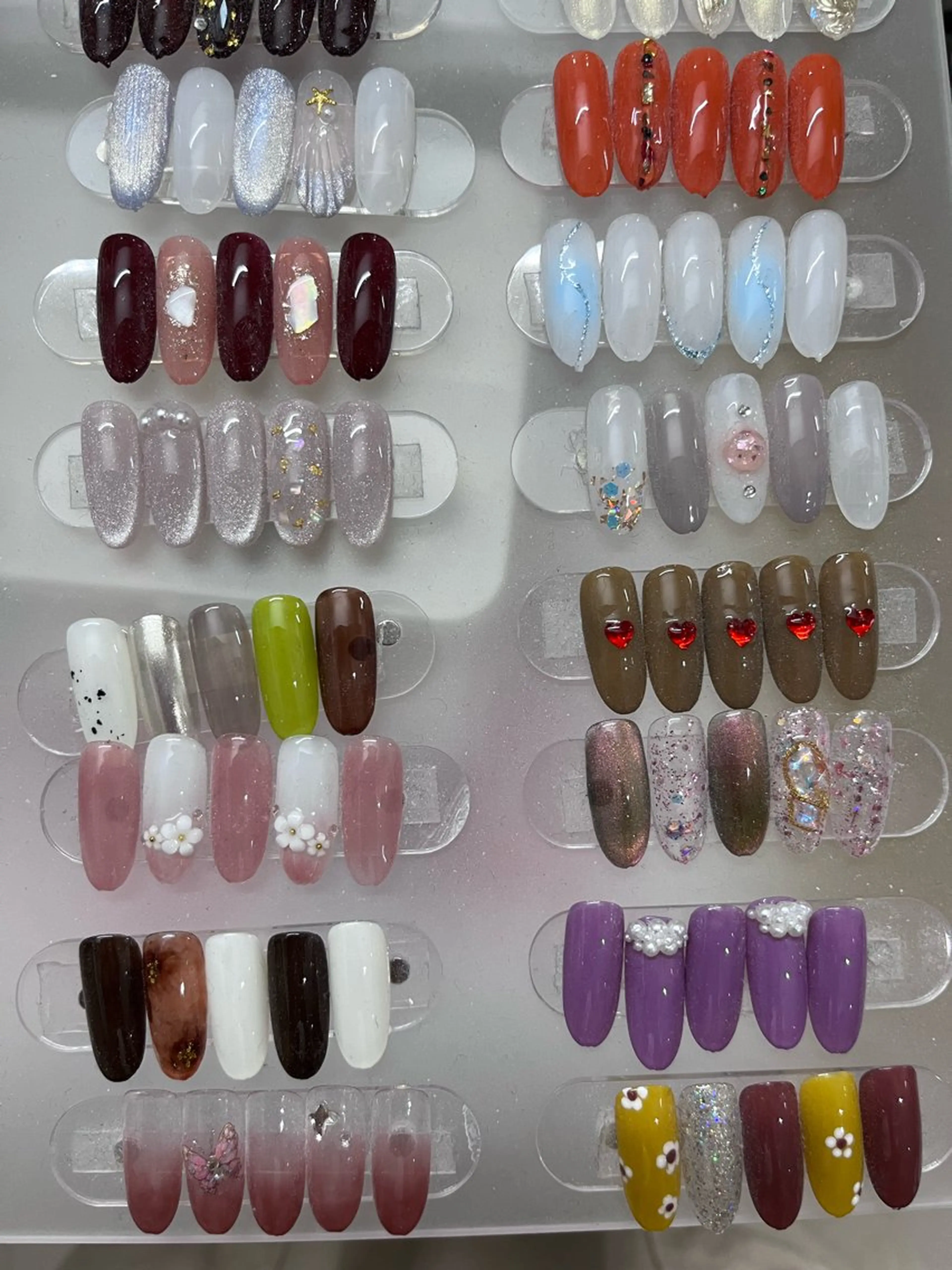 ネイル ハンドネイル MoonNail ユリ🌸のネイルデザイン