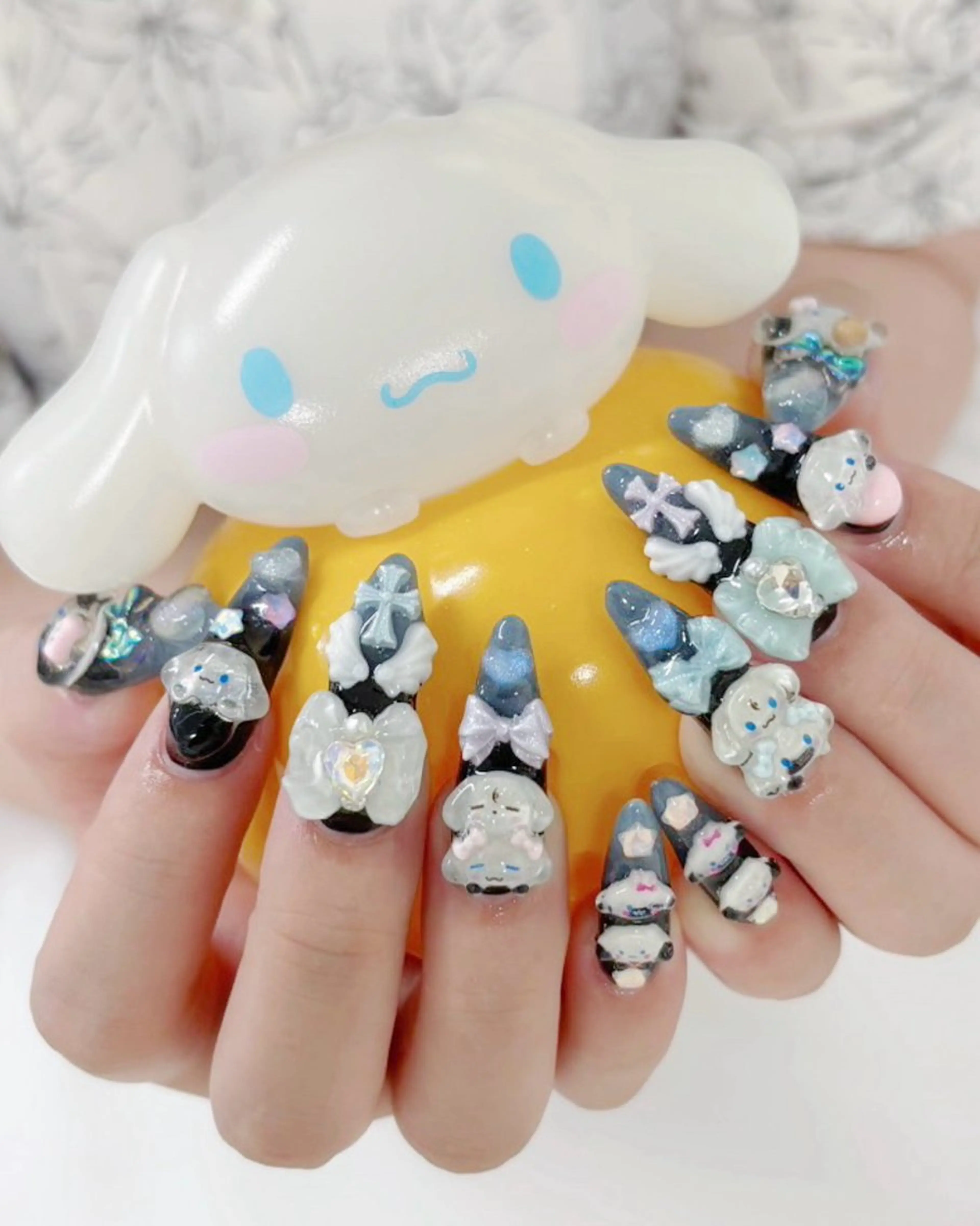 ネイル チークネイル キラキラネイル 韓国ネイル ワンホンネイル ハンドネイル Kanoネイル 大宮店のネイルデザイン