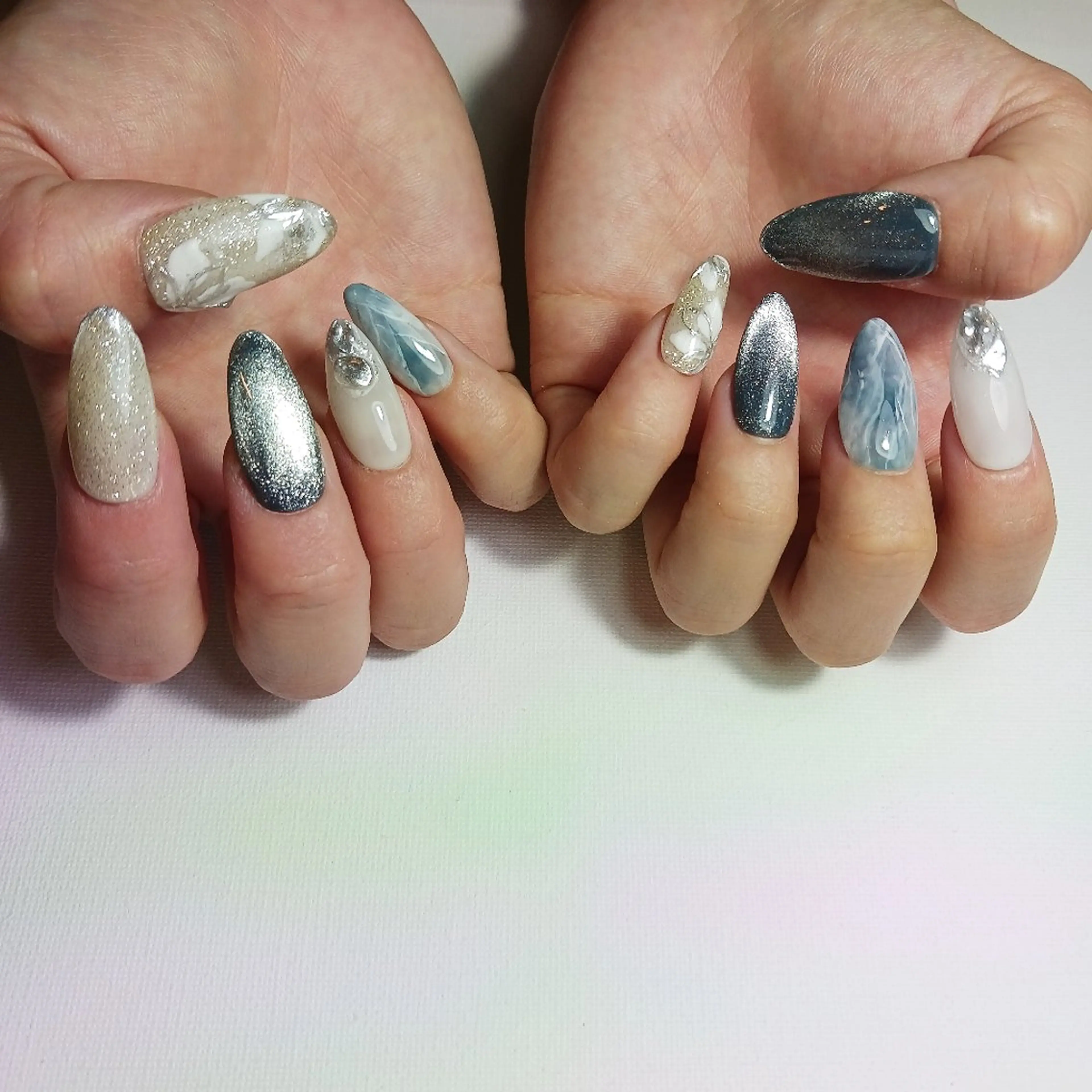 ネイル ブルー ジェルネイル 持ち込み ショートネイル ネイルチップ ハンドネイル owlnail /持込みデザイン専門のネイルデザイン