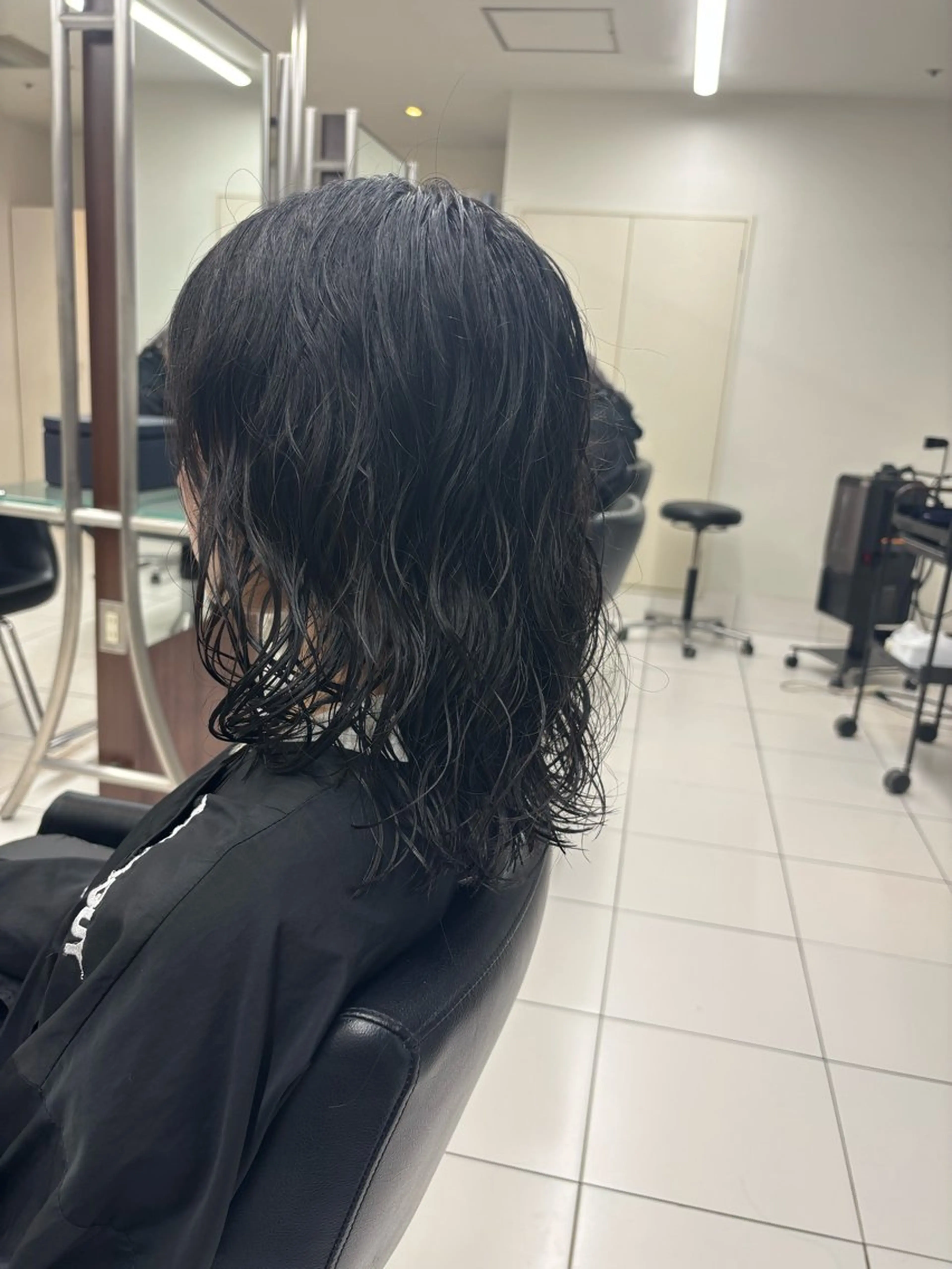 ミディアム ミディアムパーマ TONI&GUY速寿 勇希のヘアスタイル