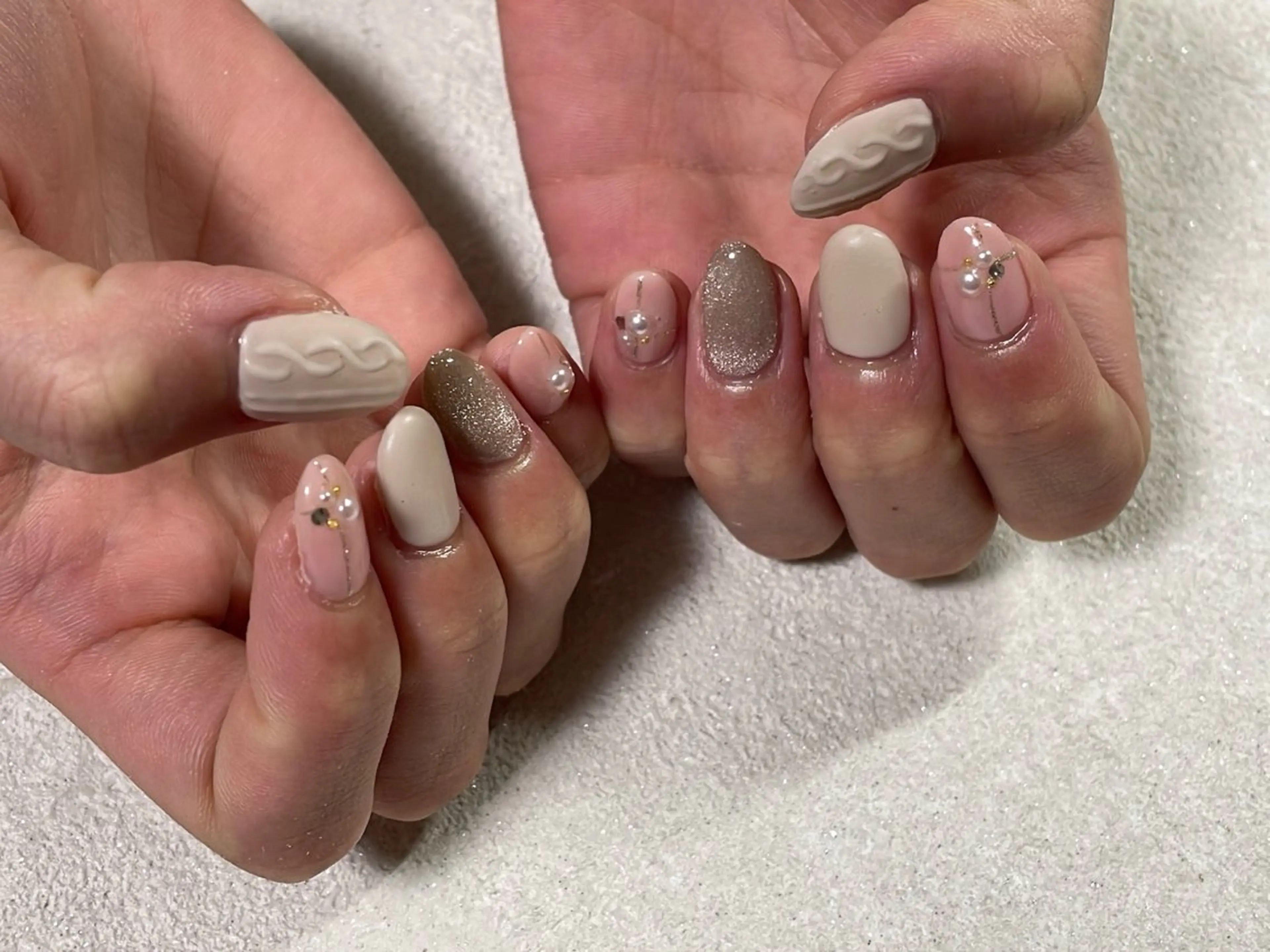 ネイル オーロラネイル フットネイル フレンチネイル ジェルネイル 韓国ネイル ハンドネイル kiki nail &brow二子玉川の眉毛・アイブロウイメージ