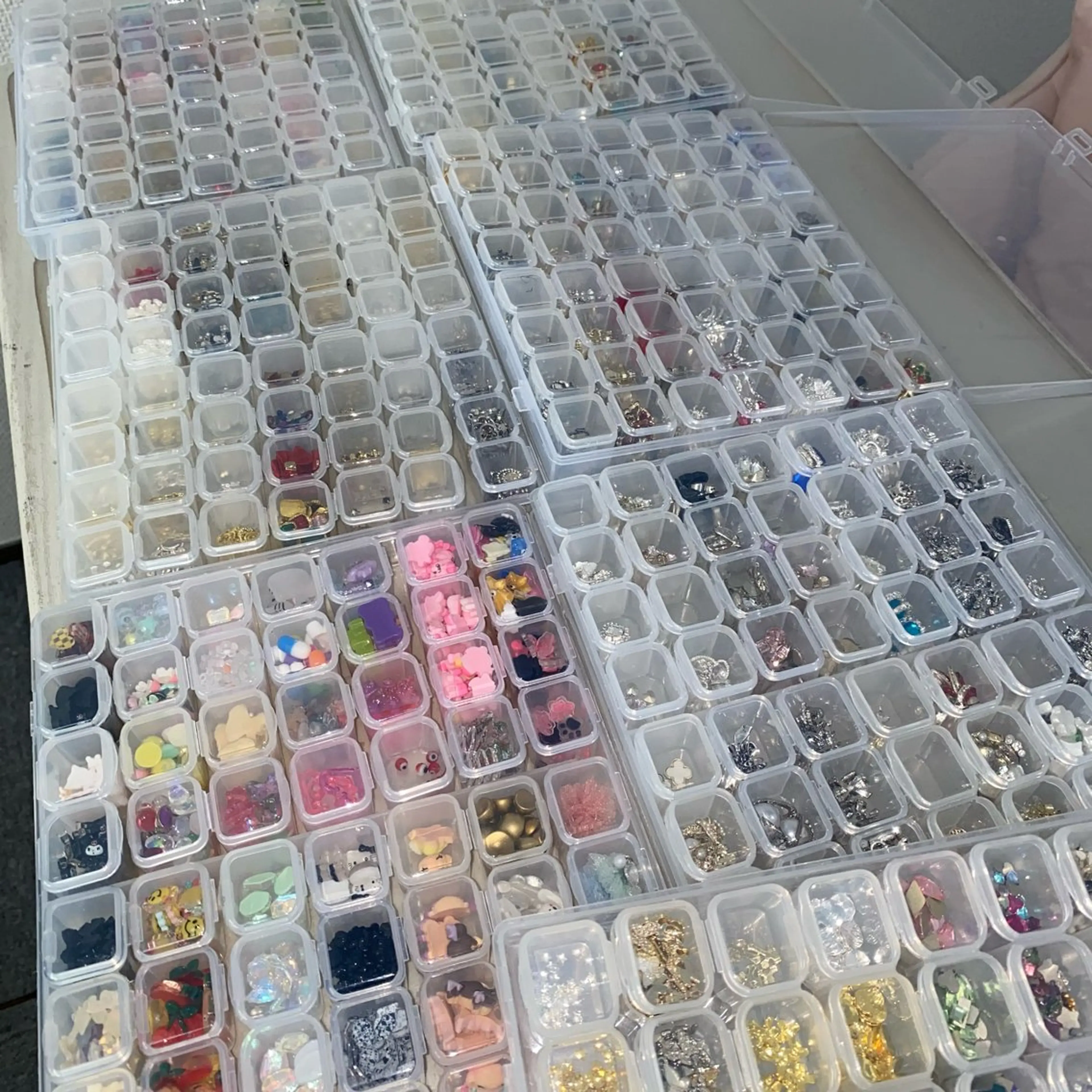 ネイル I pinknail 韓国風·持ち込み専門のネイルデザイン