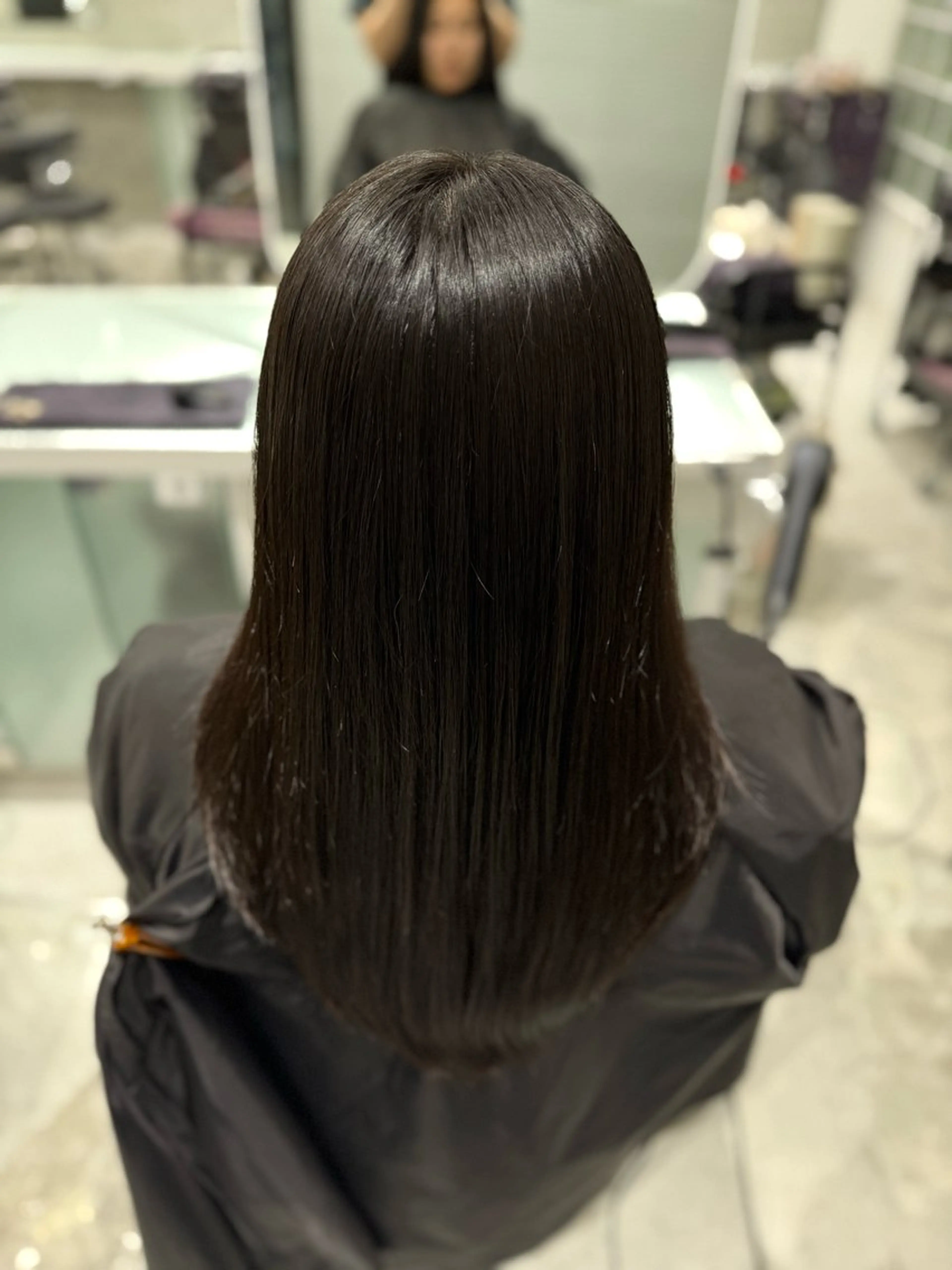 縮毛矯正 秋永 鈴のヘアスタイル