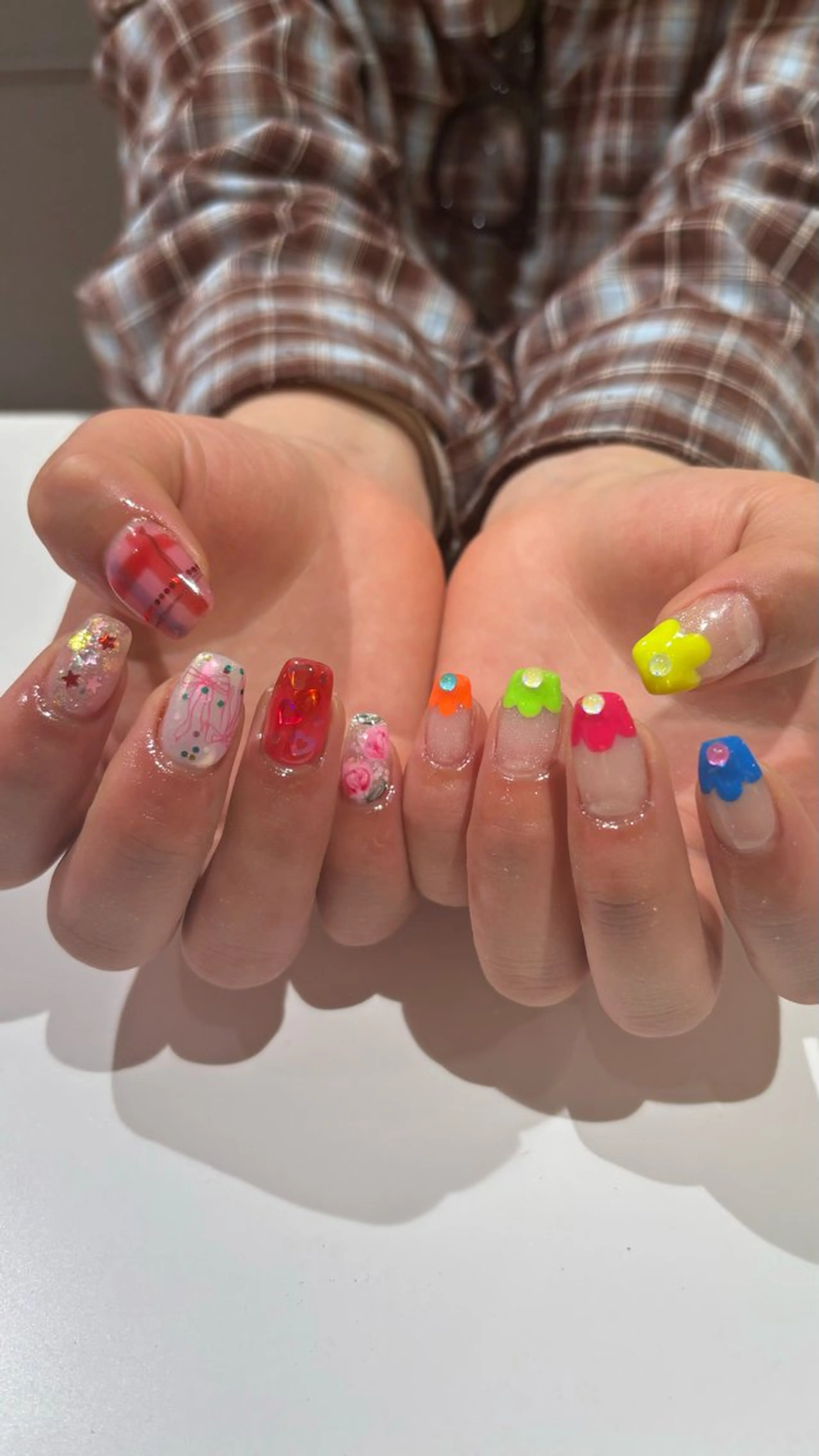 ネイル ハンドネイル 🤍 YUI 🤍のネイルデザイン