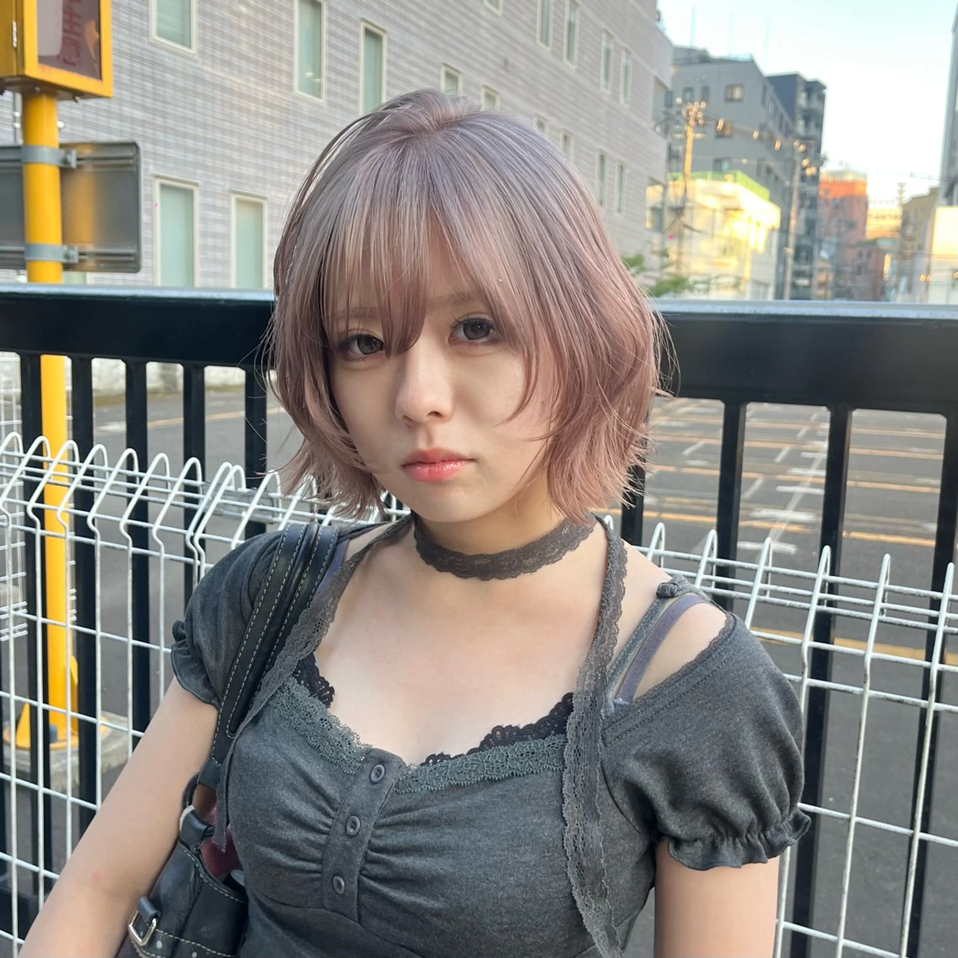 ショート カット ヘアカラー W所属・ko toのヘアスタイル