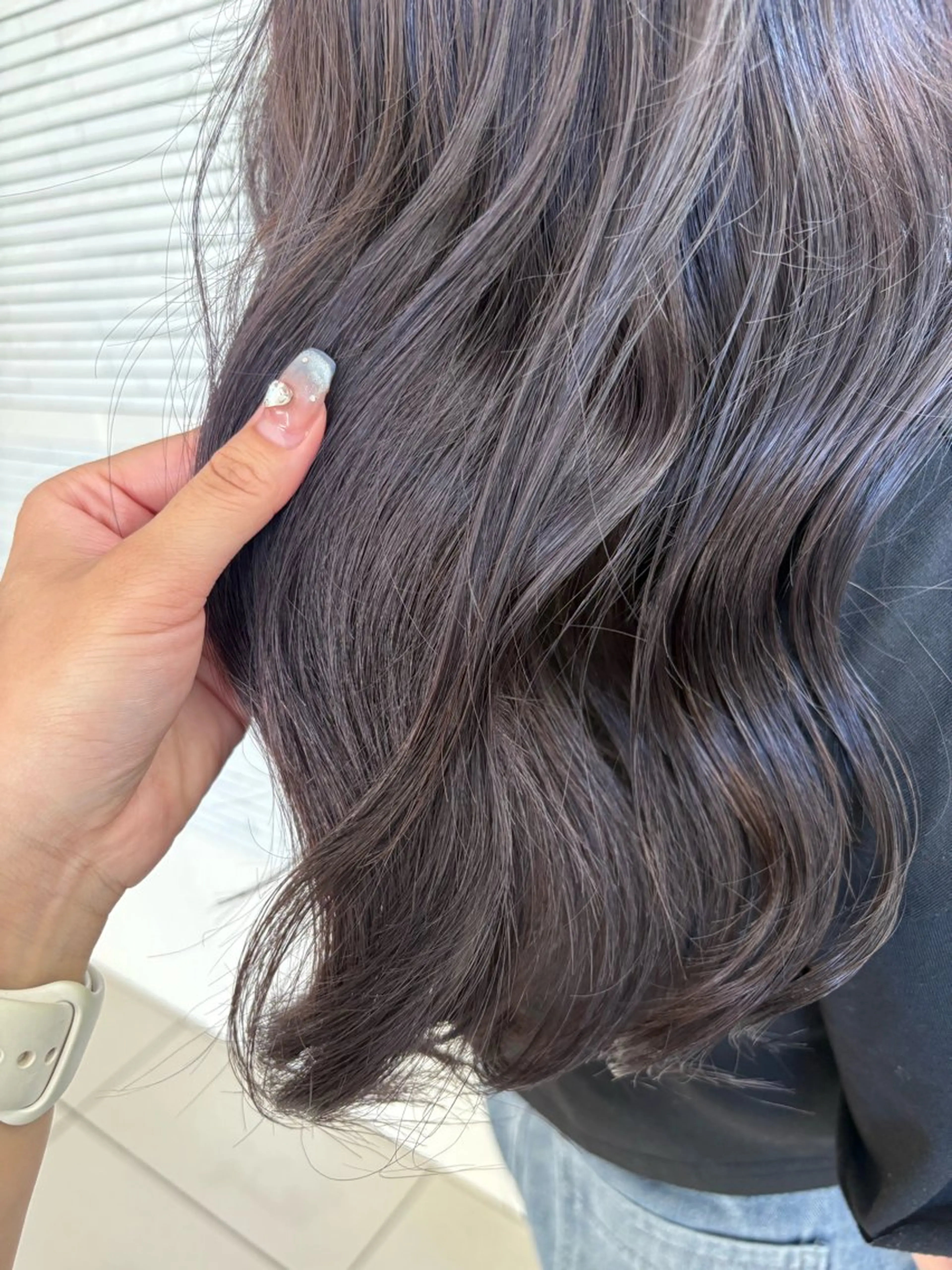 カラー ヘアカラー しおり🍬 KOKORO🤍のヘアスタイル