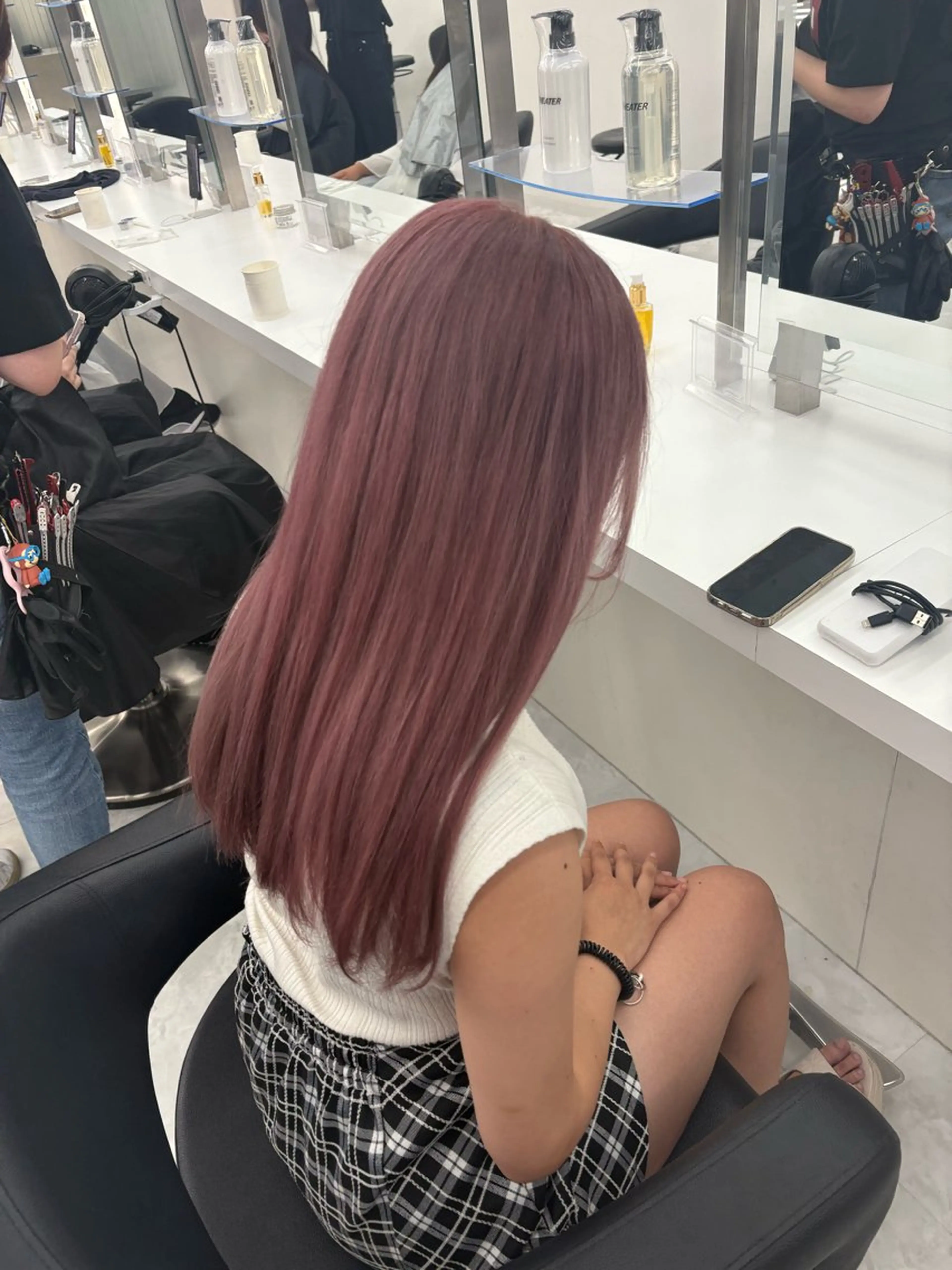 カラー ハイトーン/透明感 艶カラー/SAKI‎のヘアスタイル