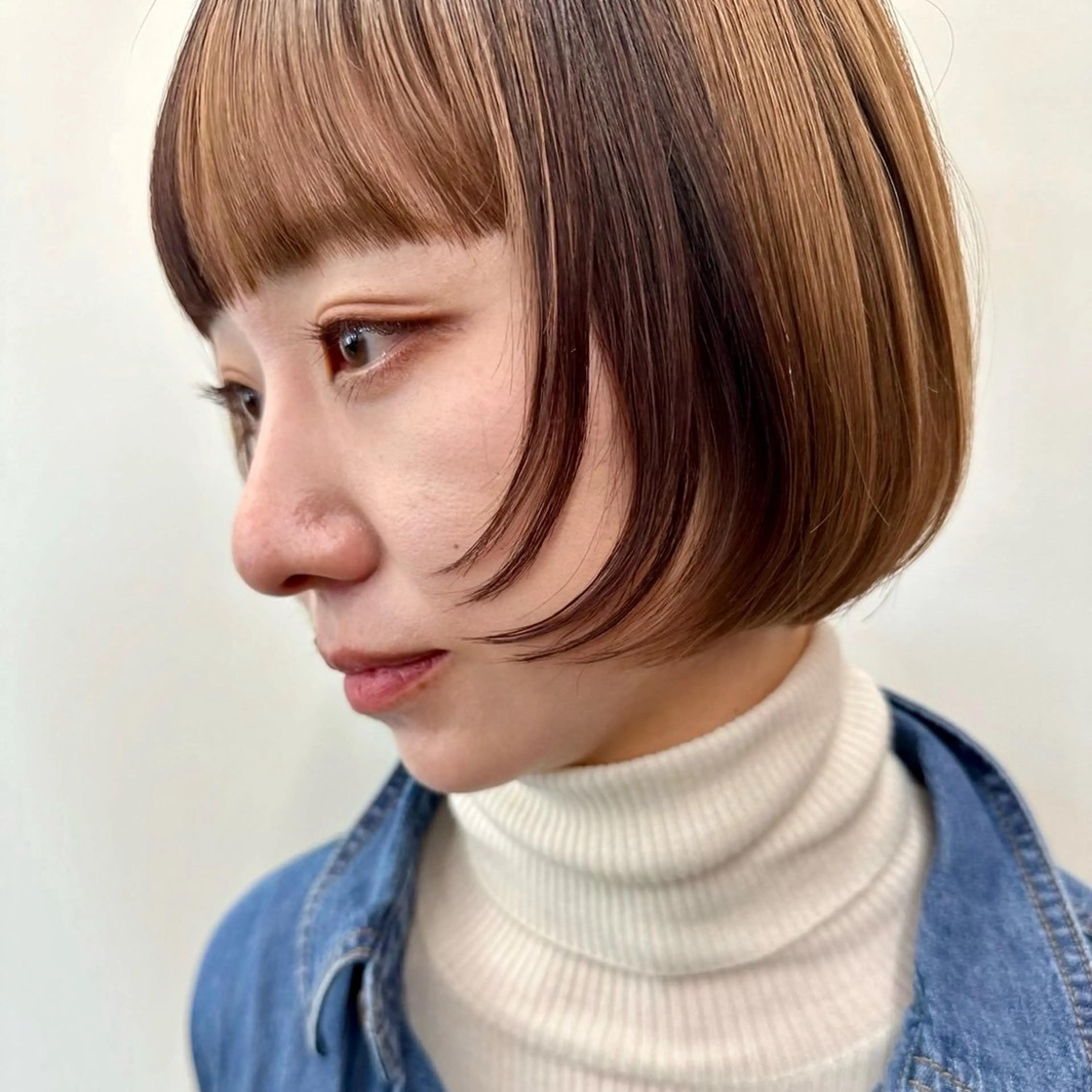 ショート カラー カット ヘアカラー ハイトーンカラー/ さらさのヘアスタイル