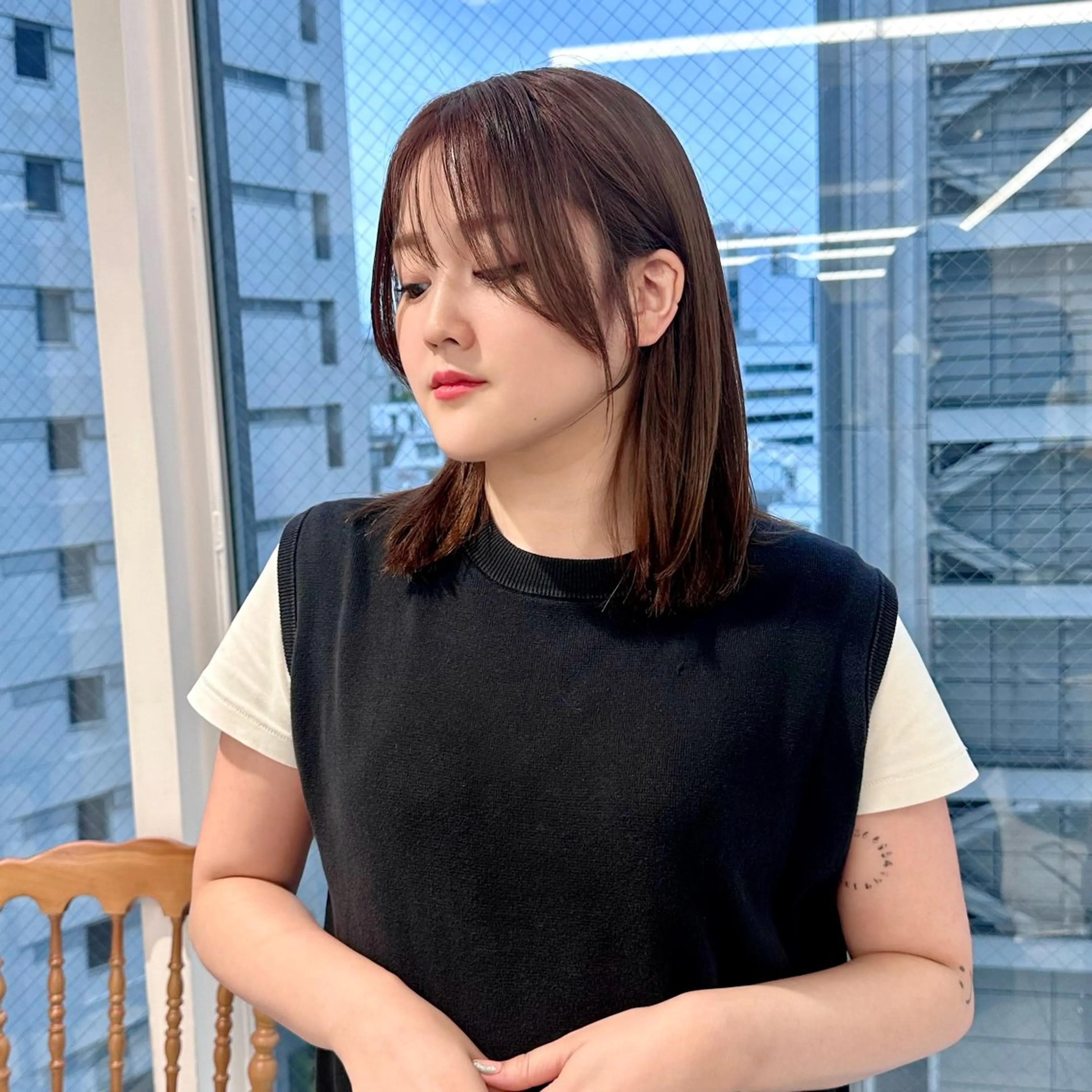 ミディアム カラー カット ヘアカラー トリートメント ブリーチなし/レイヤ ー特化🌈Tommyのヘアスタイル