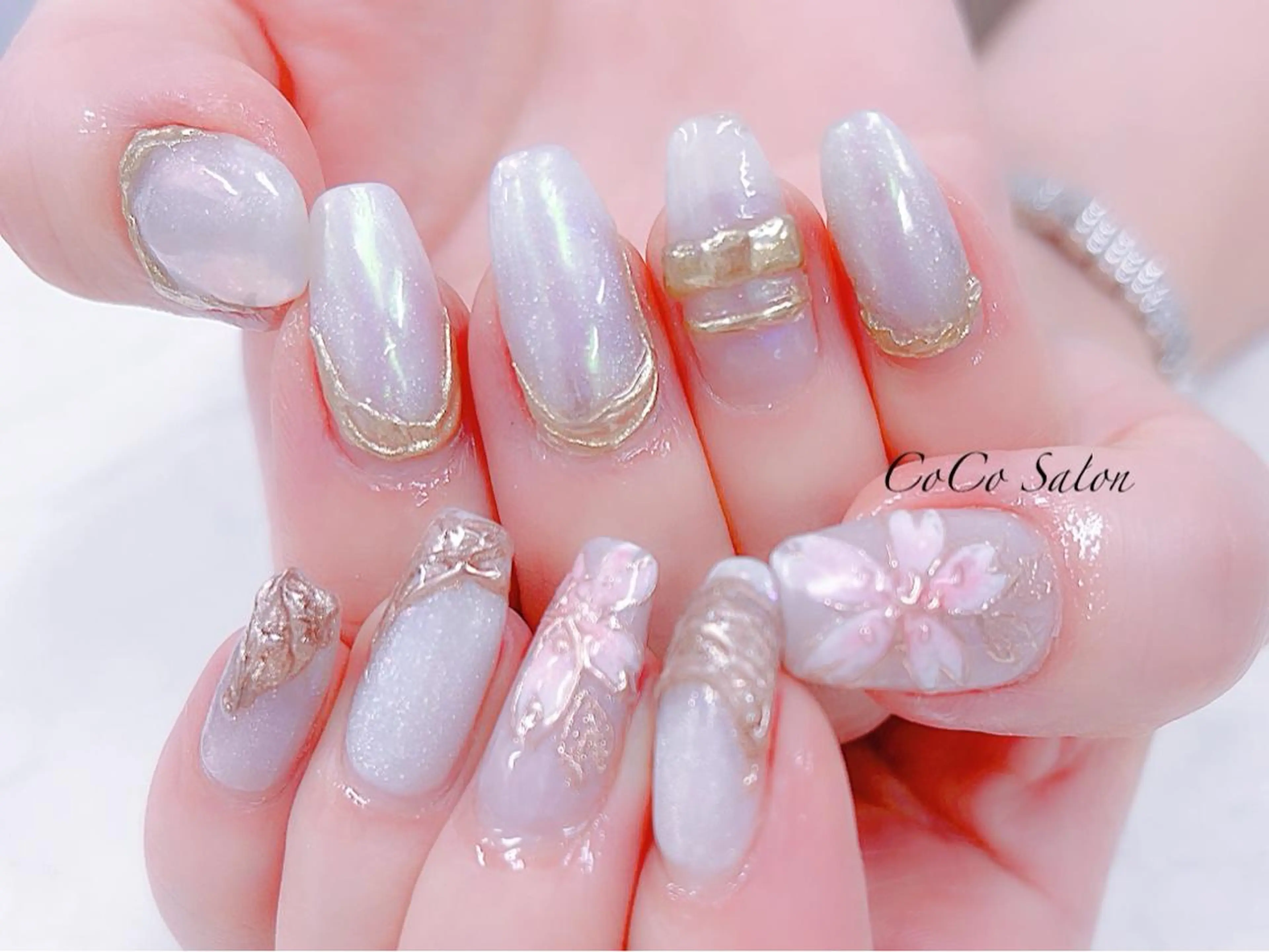 ネイル 桜ネイル 長さ出し フレンチネイル ジェルネイル マグネットネイル ハンドネイル CoCoSalon ネイル/まつ毛予約のネイルデザイン