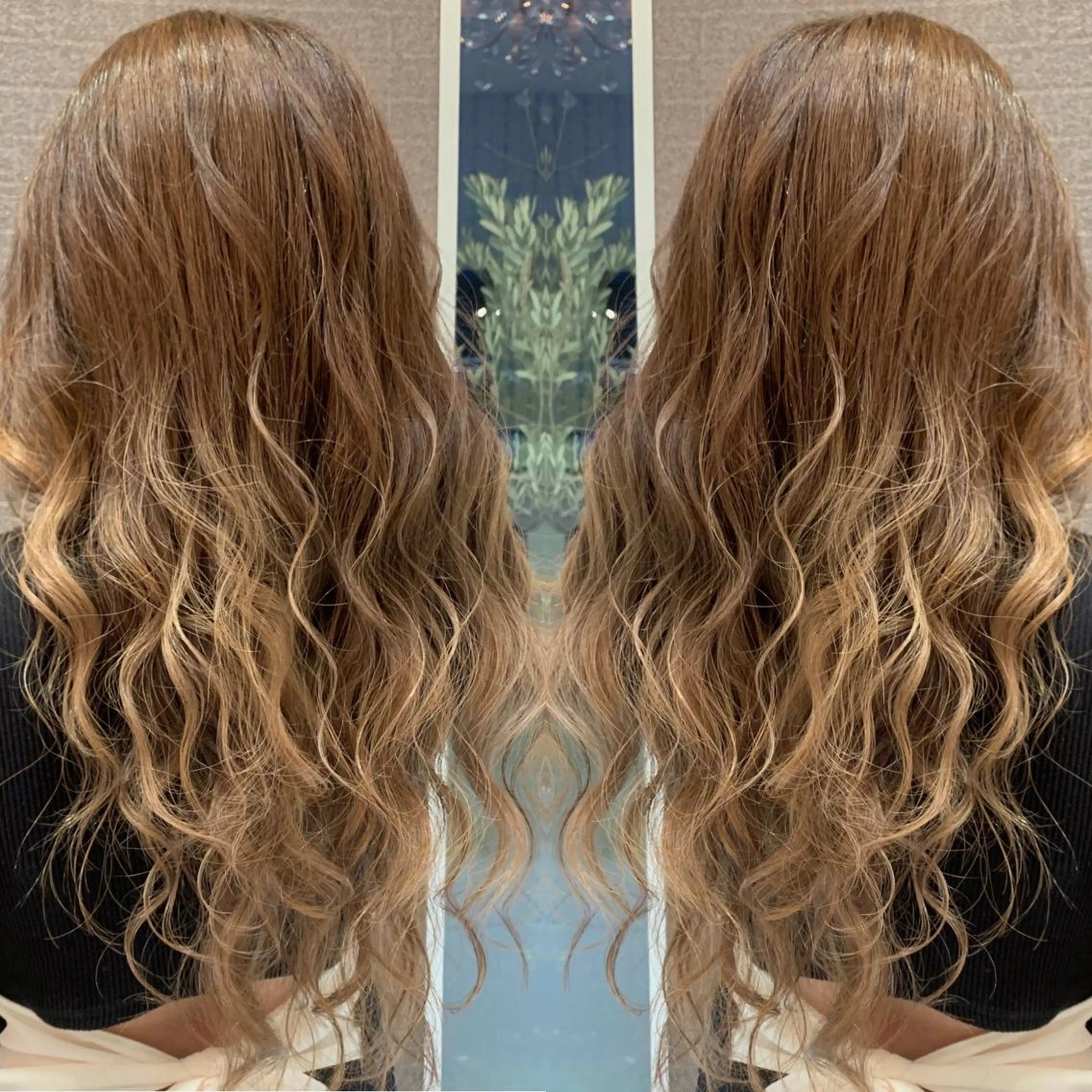 ロング カラー ブリーチ デザインカラー グラデーションカラー 清水 亮太／赤み消しカラーのヘアスタイル