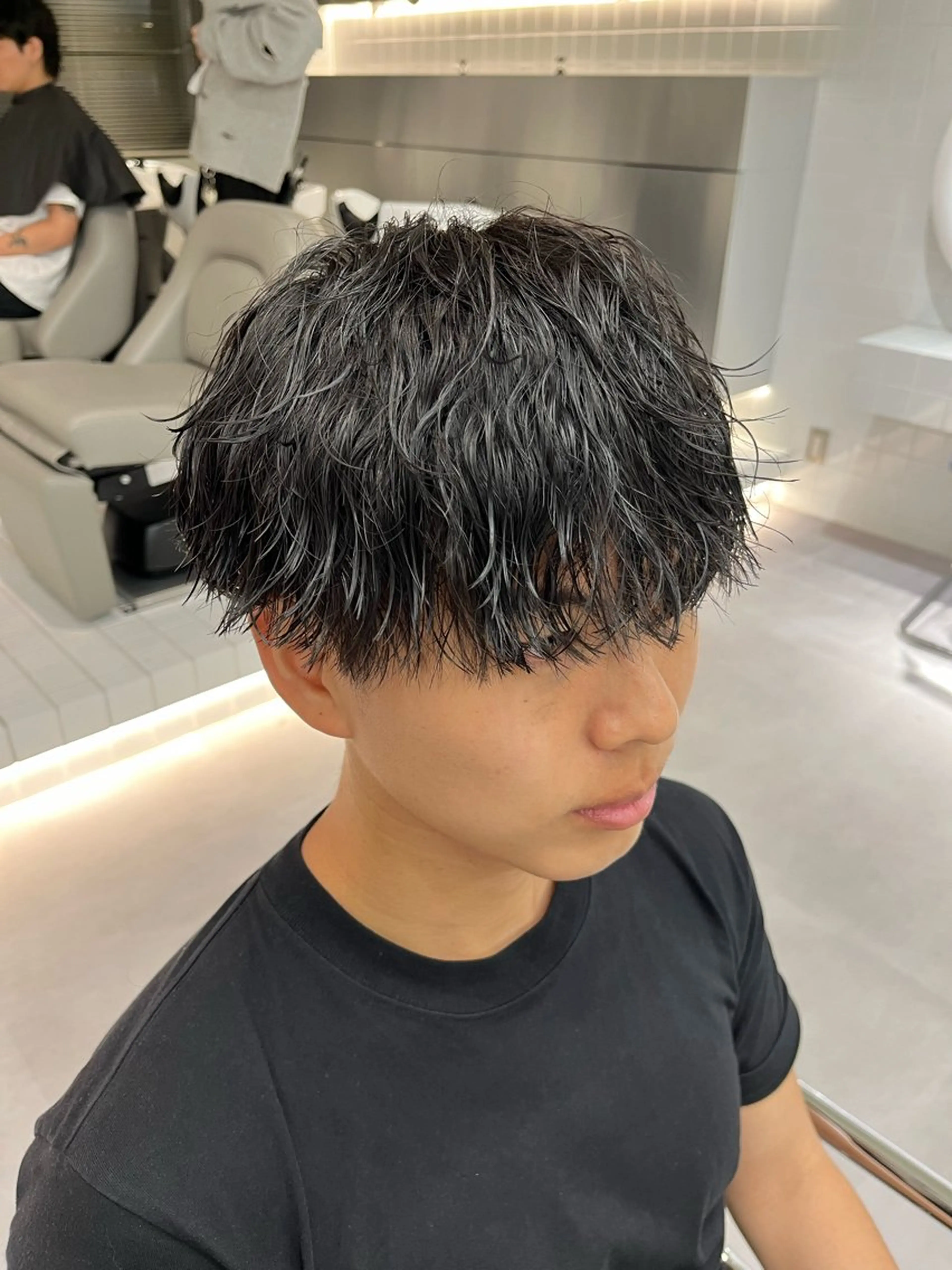 ショート パーマ メンズ ⚡メンズパーマフ ェードカットTomyのヘアスタイル