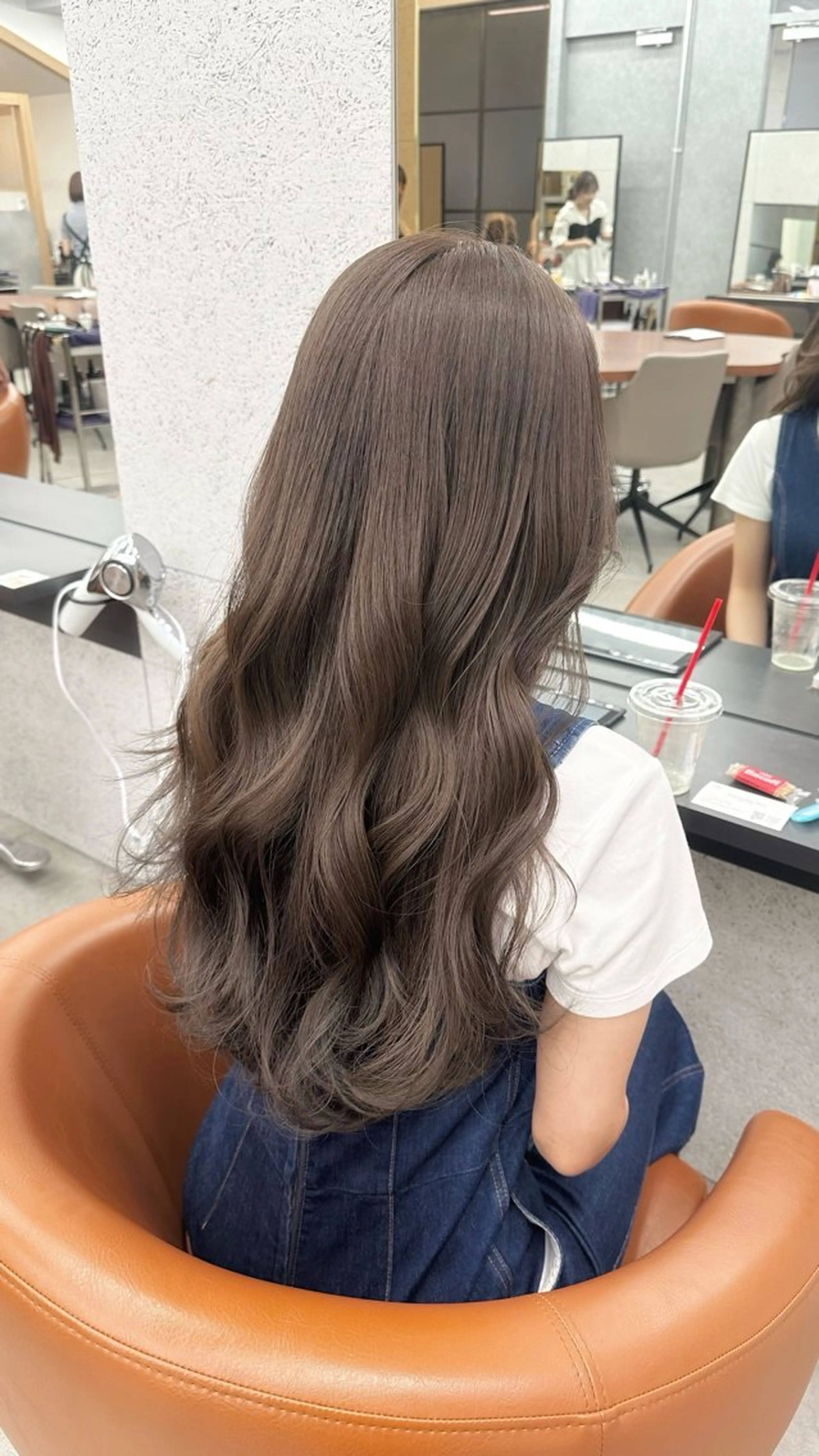 ロング カラー 高松 沙耶のヘアスタイル