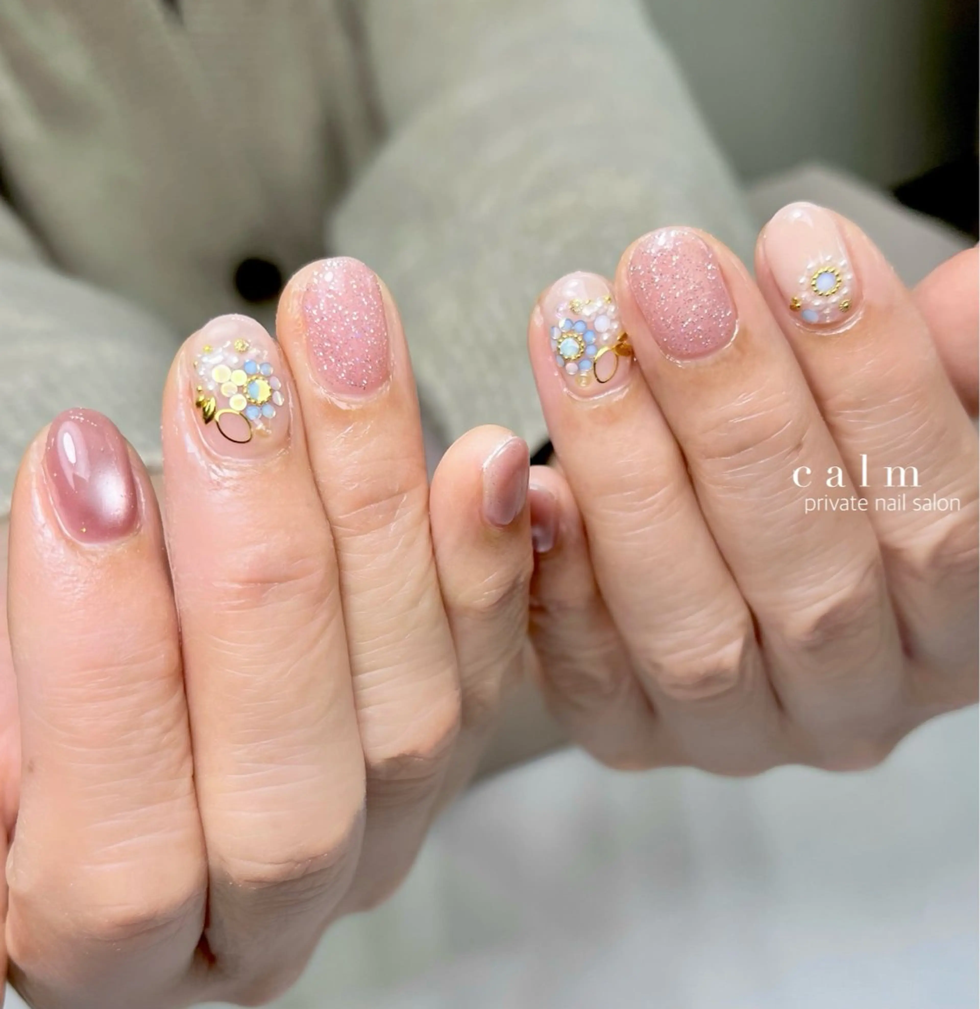 ネイル ハンドネイル calm 〔ｶｰﾑ〕のネイルデザイン