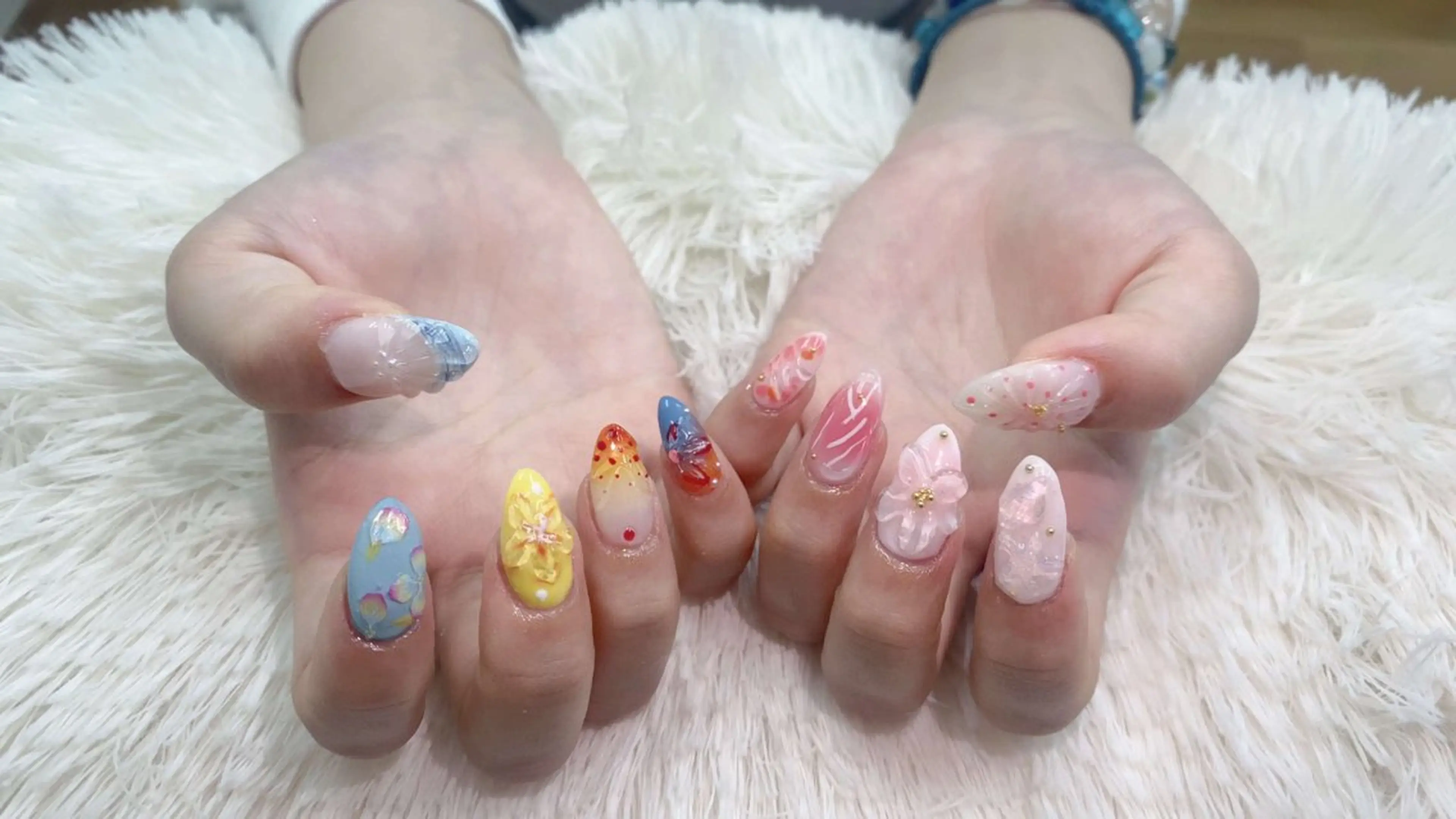 ネイル ジェルネイル 持ち込み パラジェル ハンドネイル ハンドケア Hara Nail 【パラジェル使用】のネイルデザイン