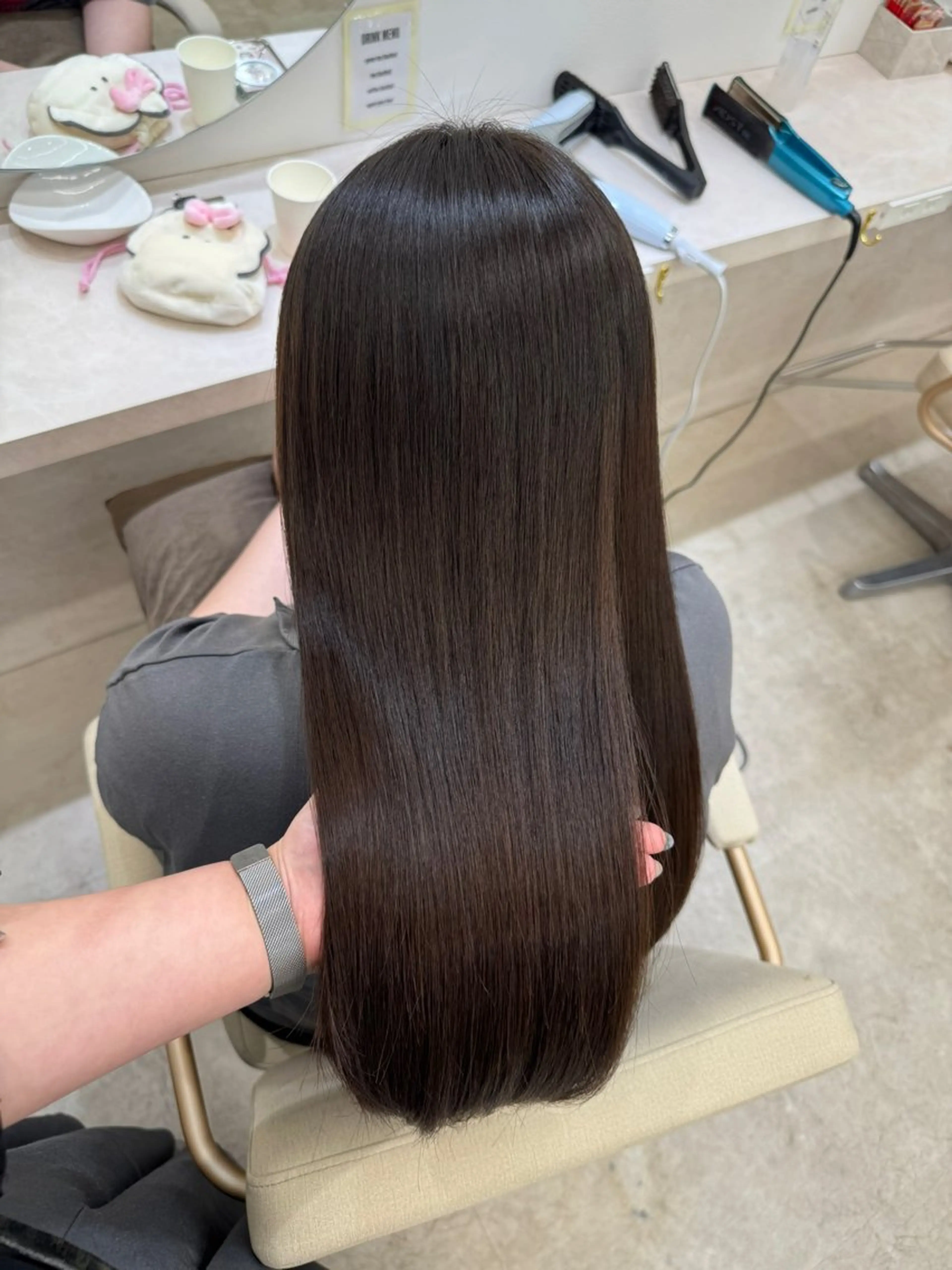 セミロング カット 縮毛矯正 髪質改善/縮毛矯正 /青山　早希🐾のヘアスタイル