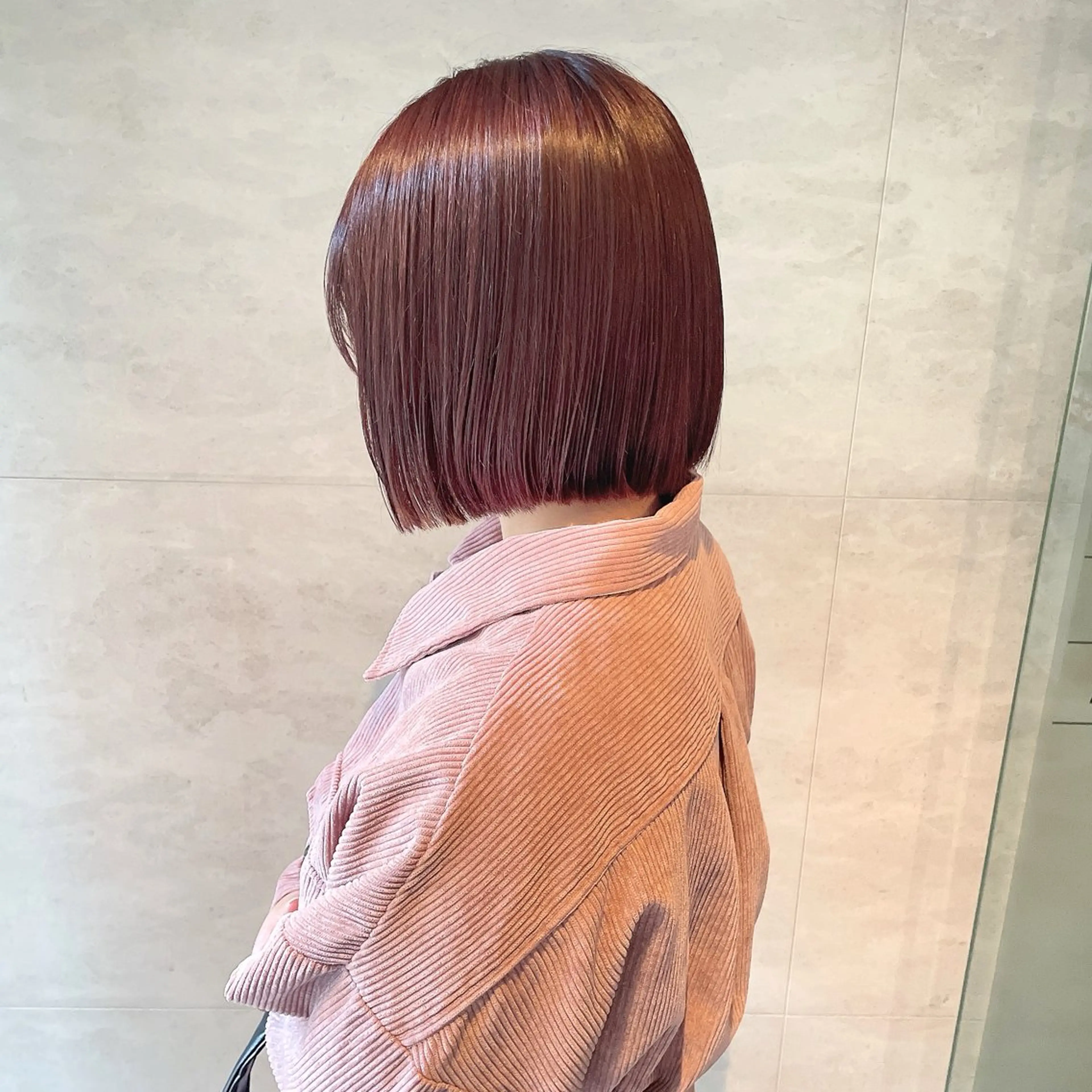 ショート ヘアカラー トリートメント 髪質改善/艶カラー /透明感/石田桃子のヘアスタイル