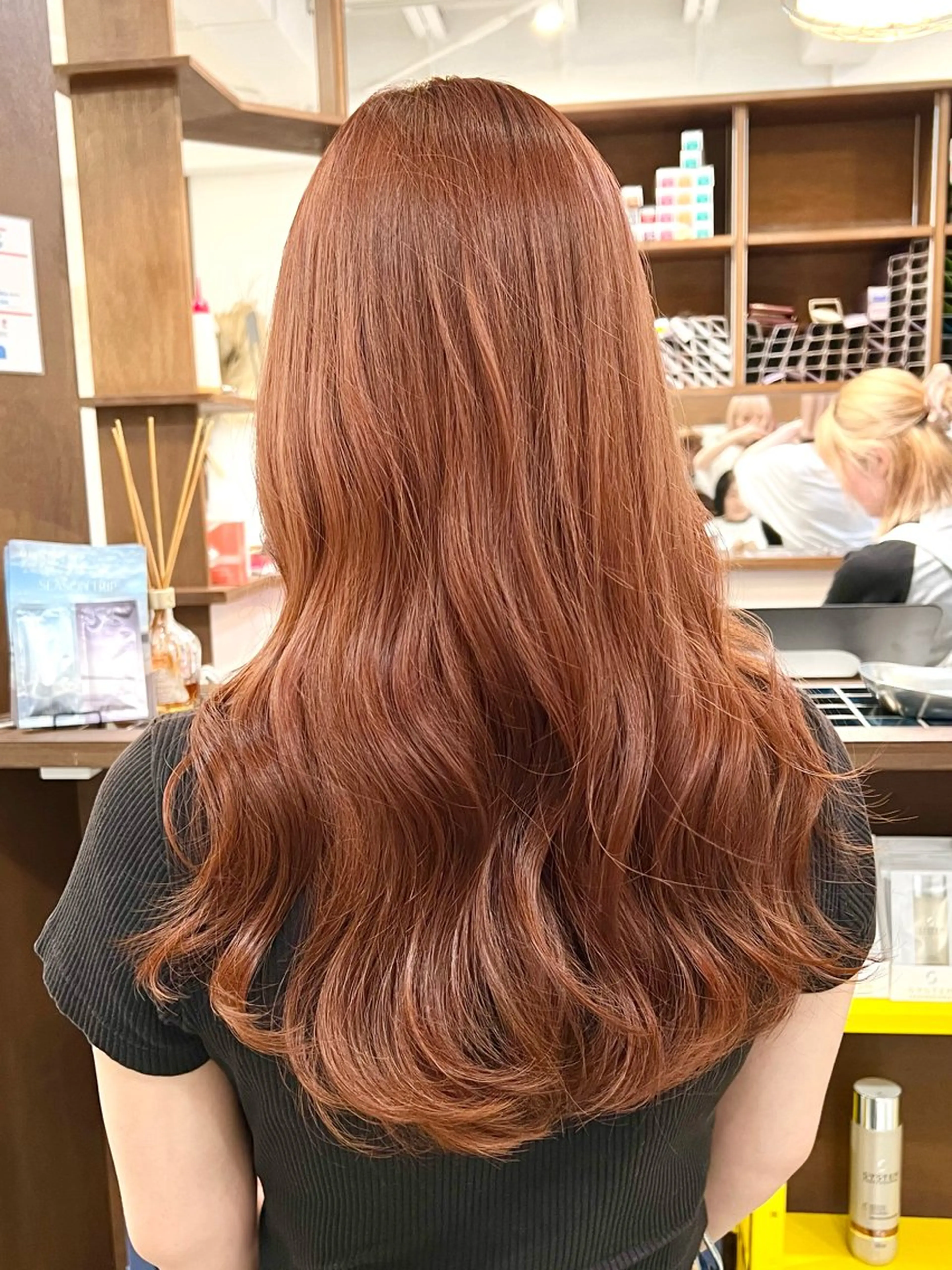 ロング カラー ブリーチ ヘアカラー Ami ブリーチ/ハイトーンのヘアスタイル