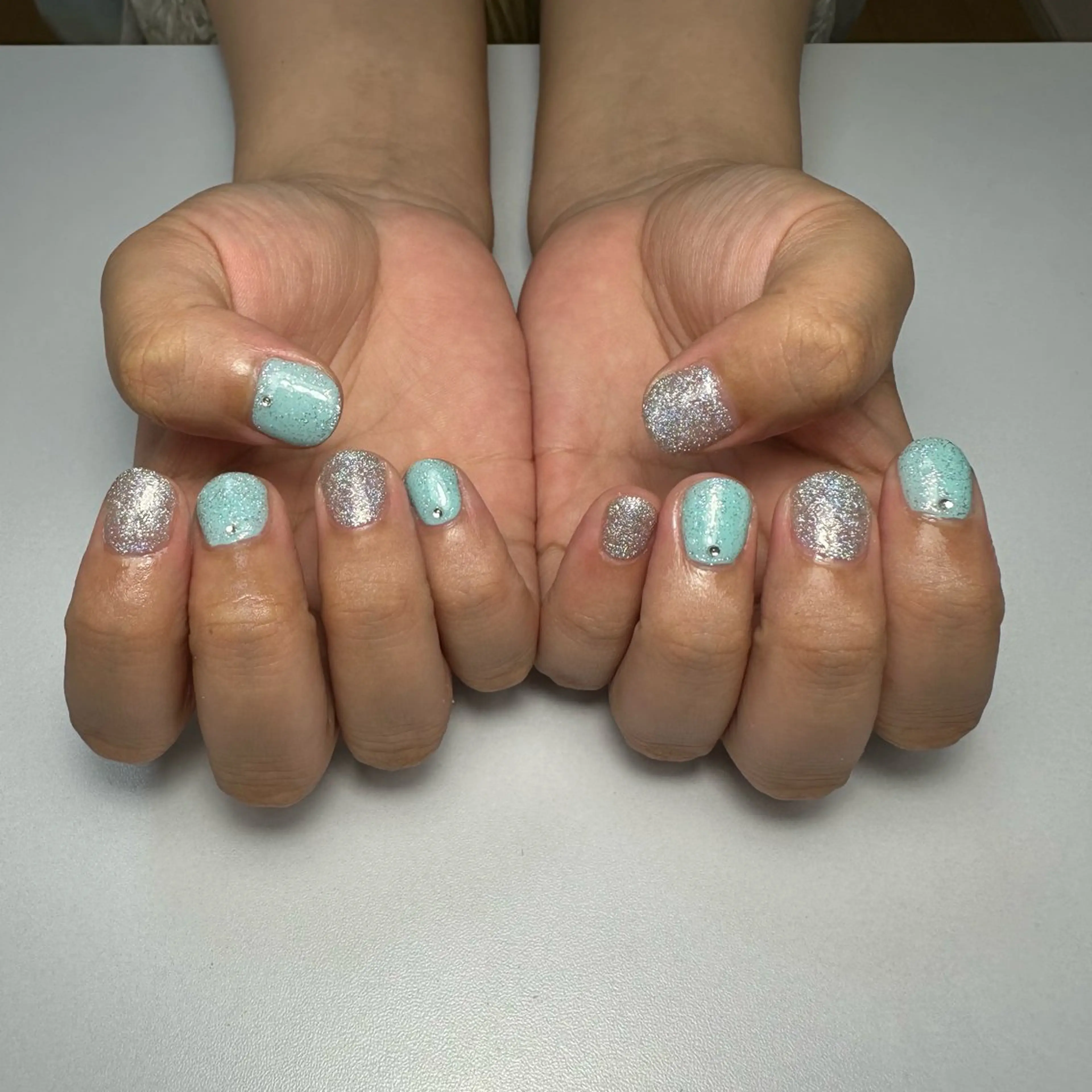 ネイル ハンドネイル 自爪育成ネイリスト✨ Mokaのネイルデザイン