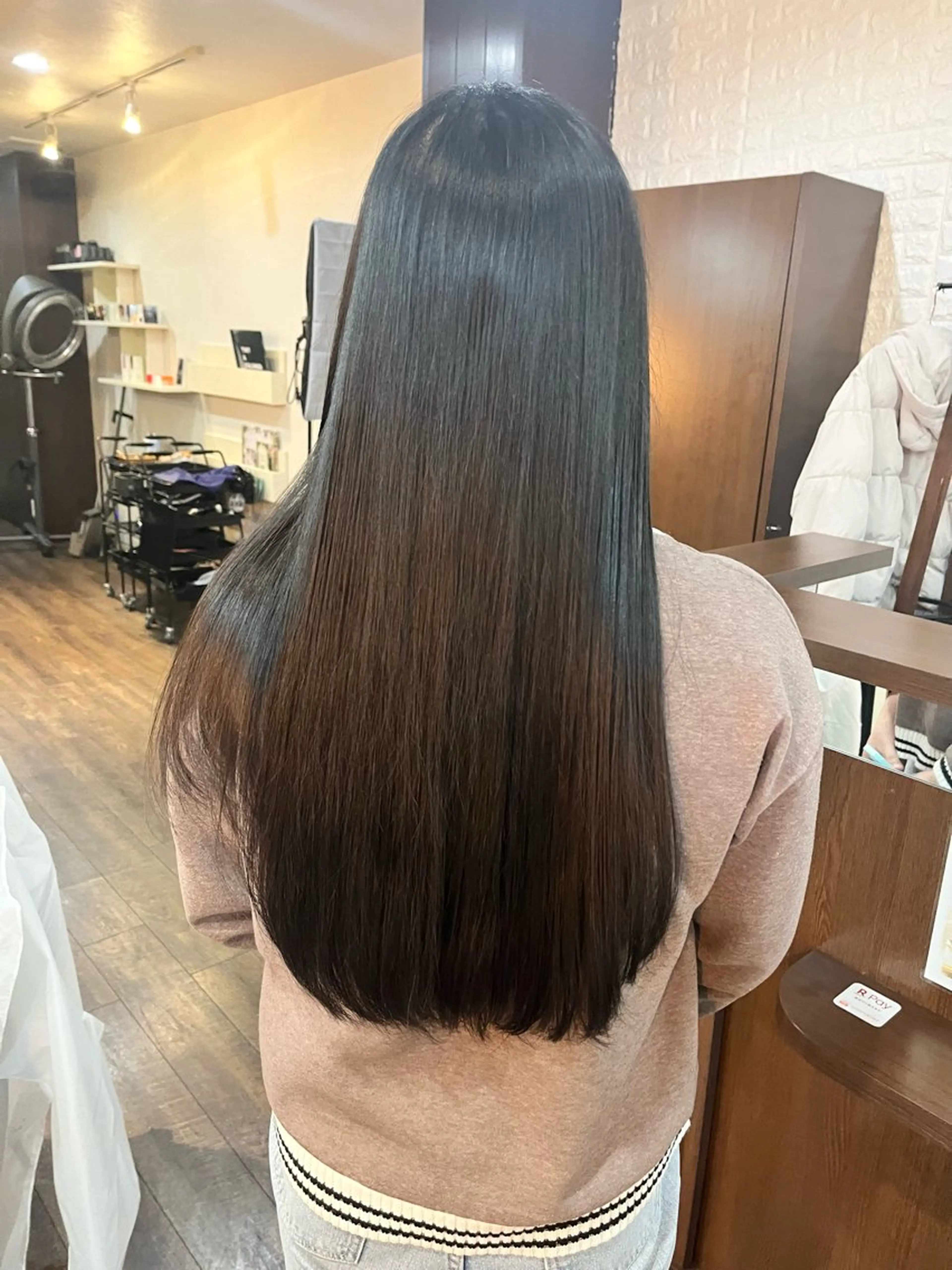 ロング 縮毛矯正 トモタニ ミオのヘアスタイル