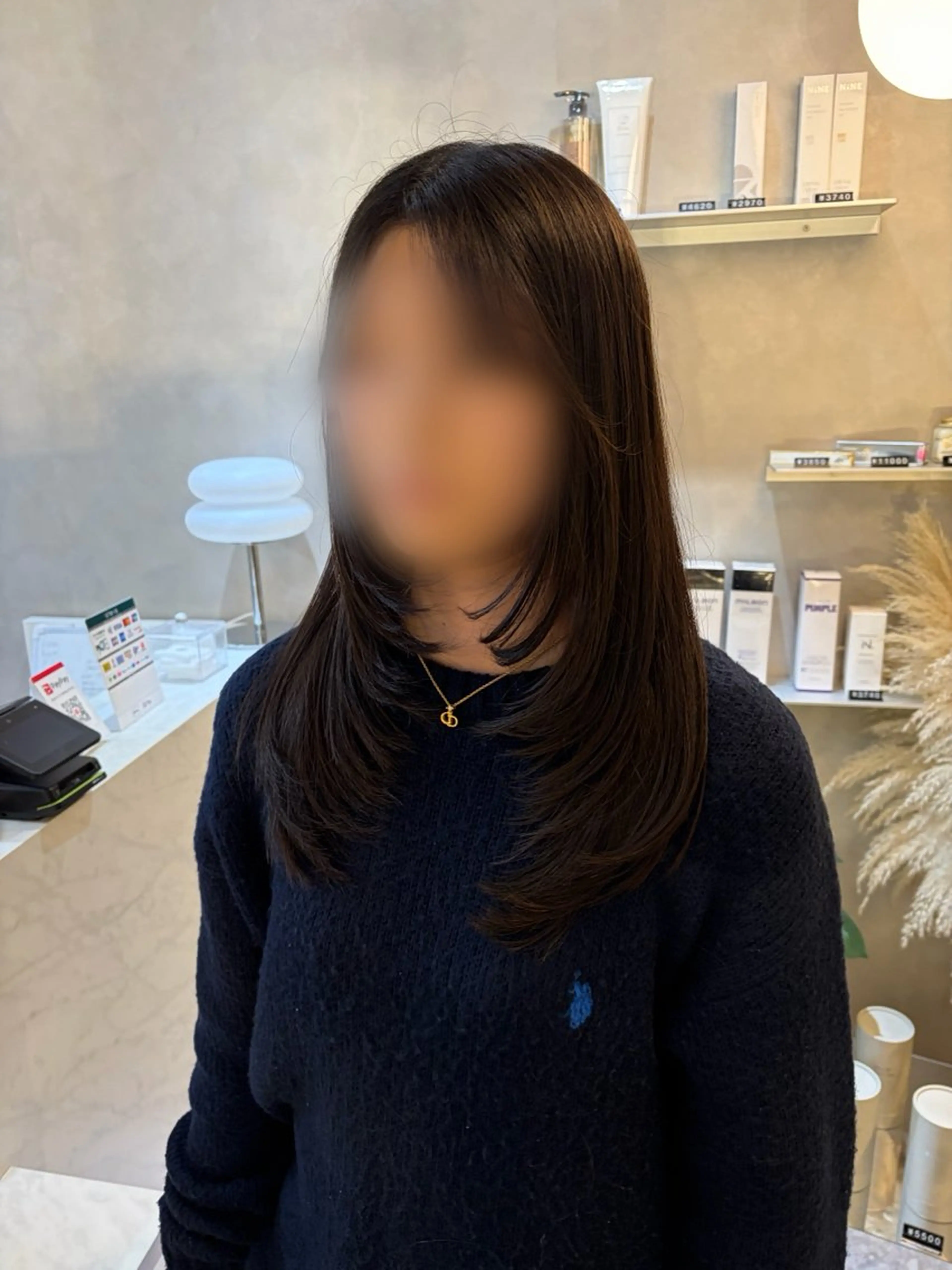 セミロング ボブ ハッシュカット ハイレイヤー レイヤーカット ヘアカラー Ayano‪‪🎀似 合わせ×透明感🎀のヘアスタイル