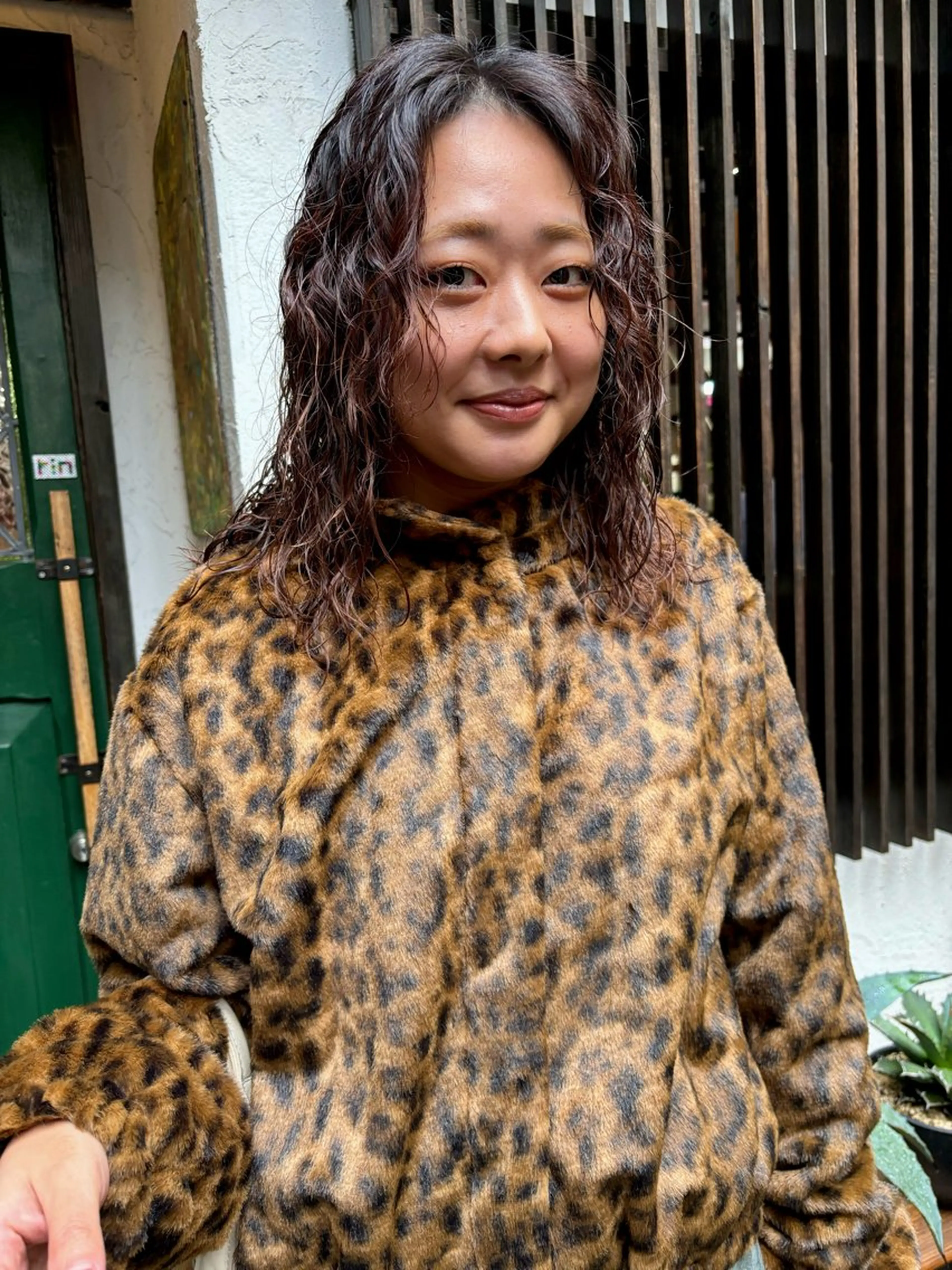 ミディアム ミディアムパーマ カット パーマ 大石 朱純のヘアスタイル