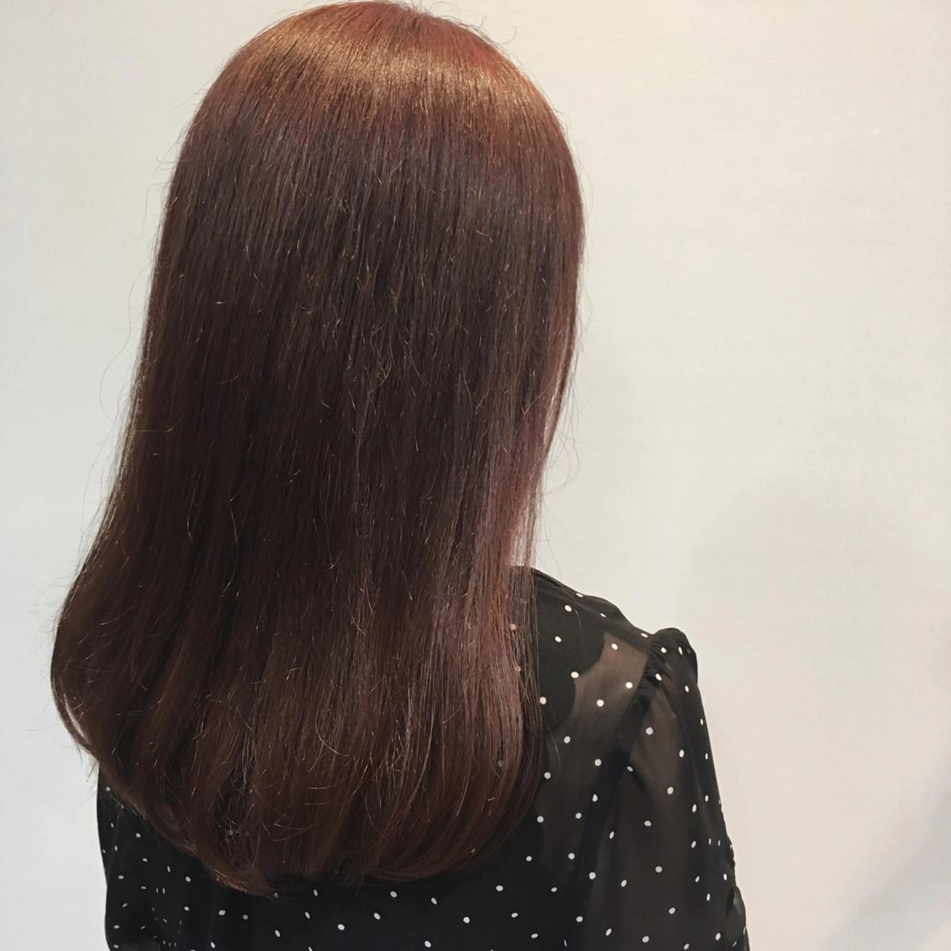 ロング カラー RINA🧤 デザインとボブのヘアスタイル