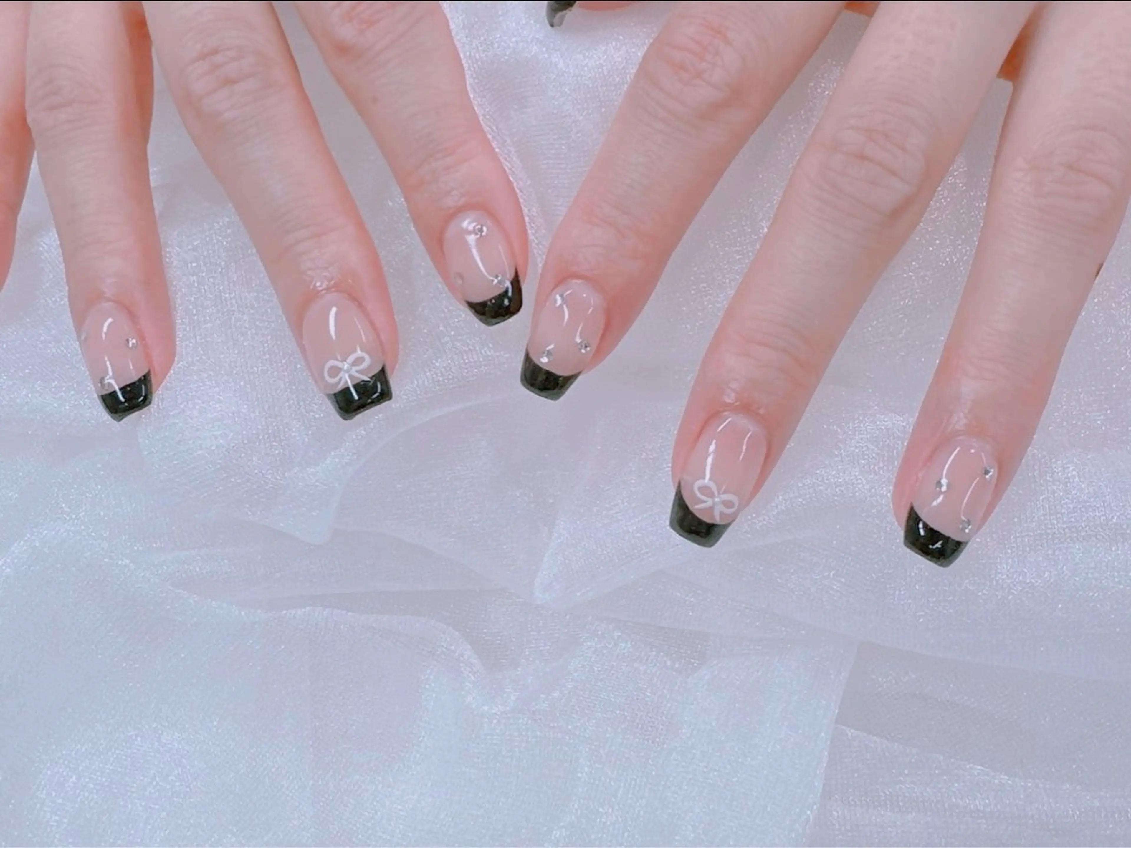 ハンド💅✨️フレンチorカラーグラデーション【オフ有】《パラジェル変更可能》ご新規様オフ無料の写真