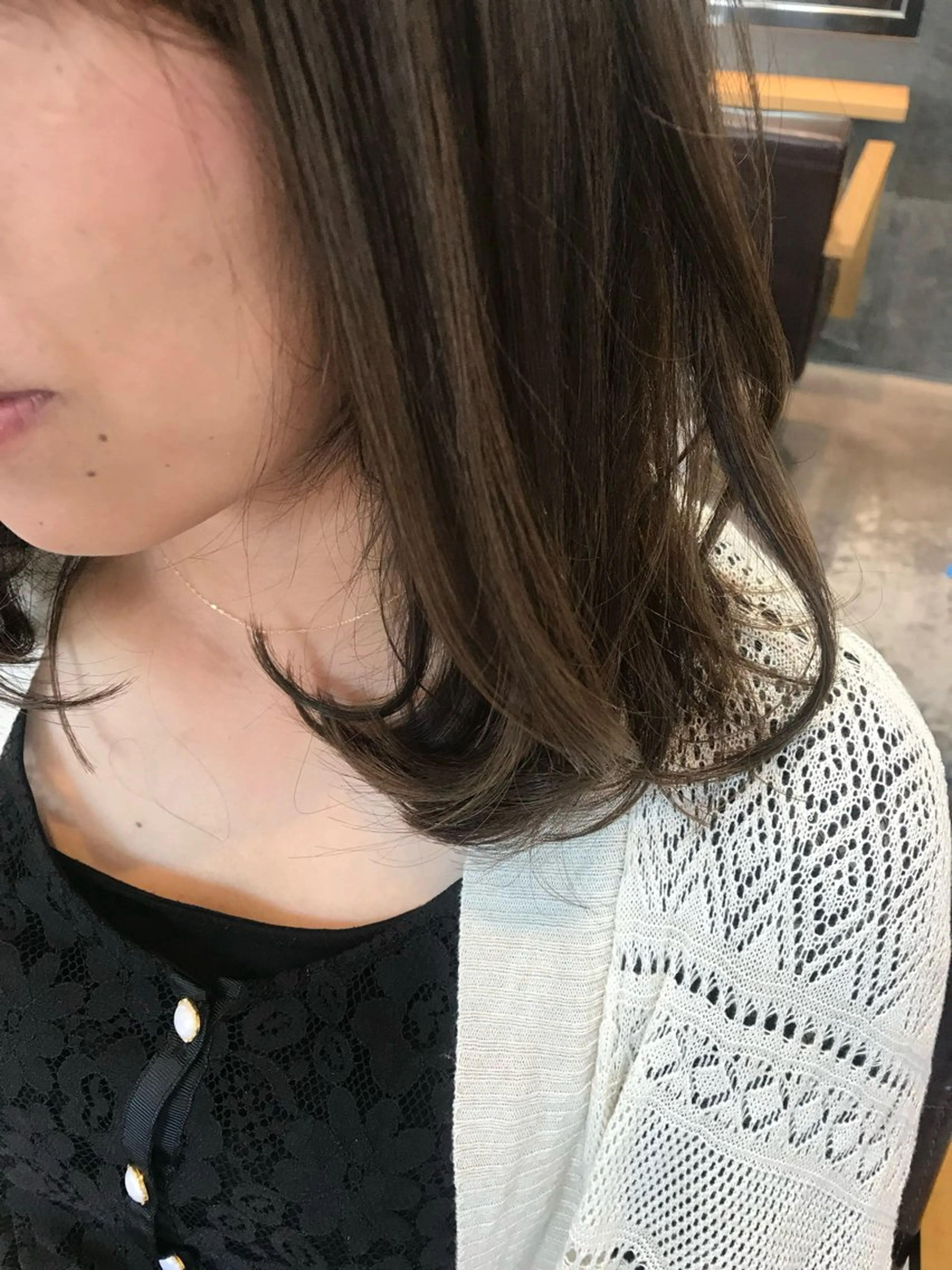 ミディアム カラー AUBE hair ales福岡平尾店所属・塚本 昂のヘアスタイル