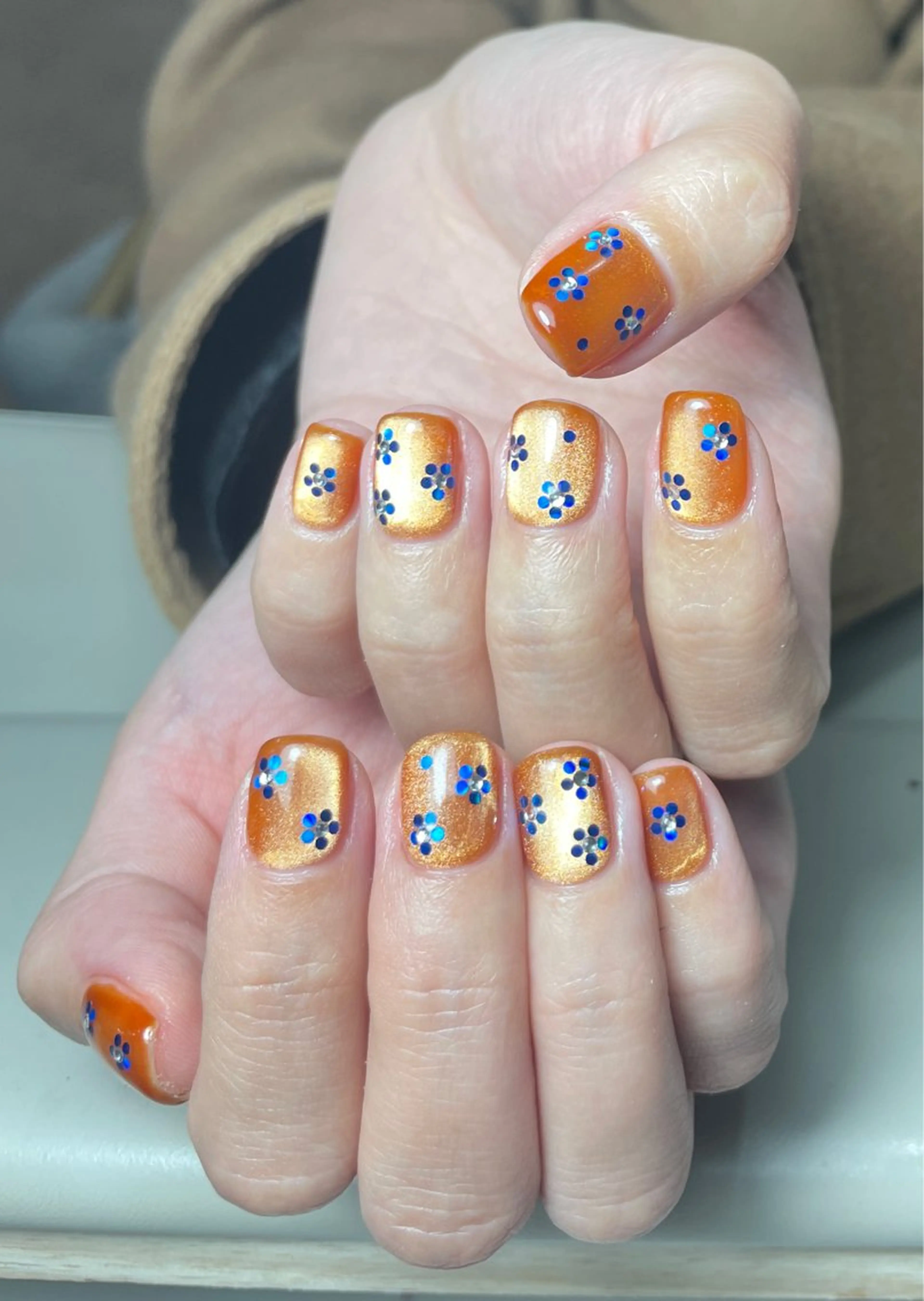 ネイル ハンドネイル AngelChris ビューティーサロンのネイルデザイン