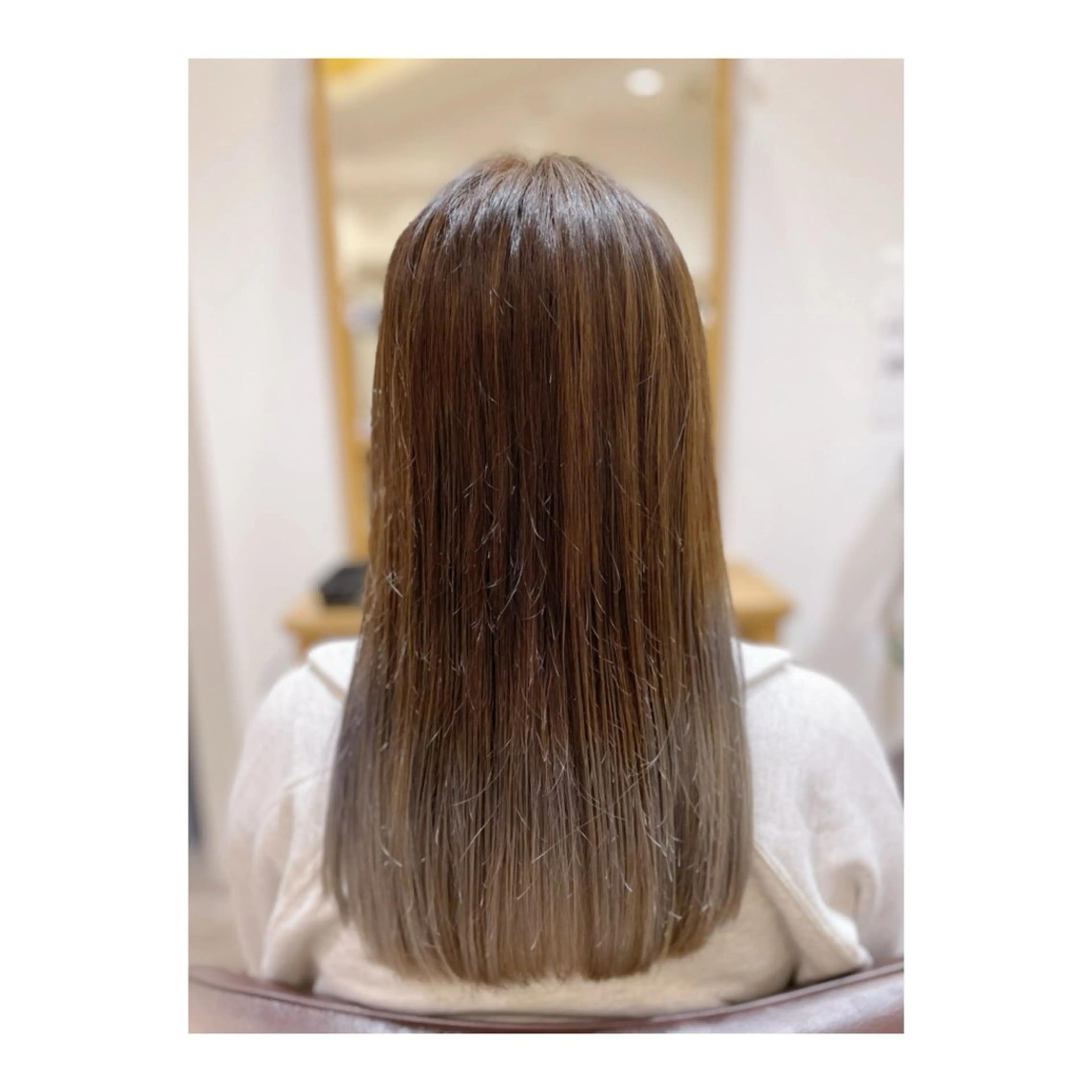 セミロング カラー グラデーションカラー MASA .のヘアスタイル