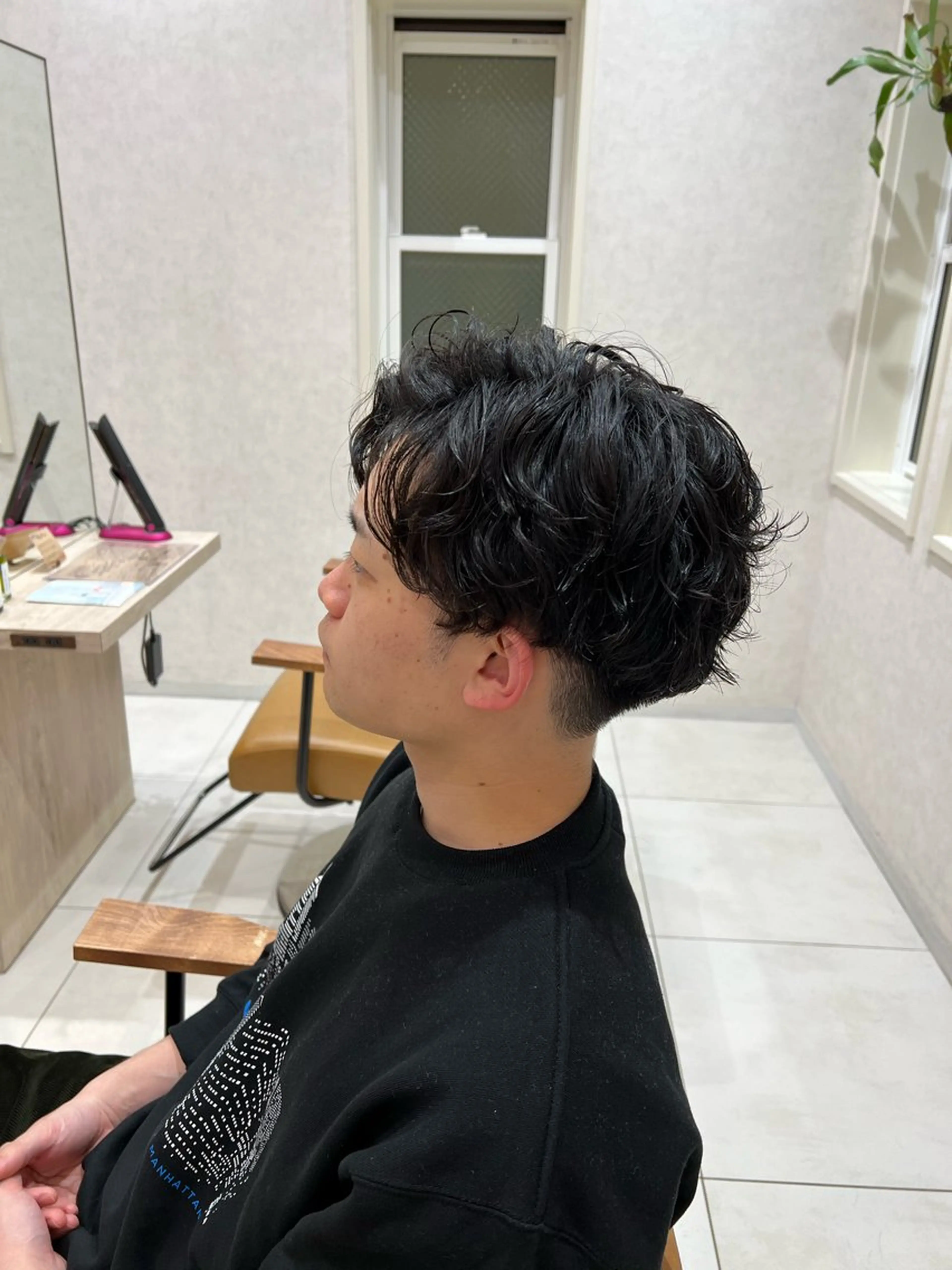 メンズ メンズ特化フェザー パーマ🚗タケシのヘアスタイル