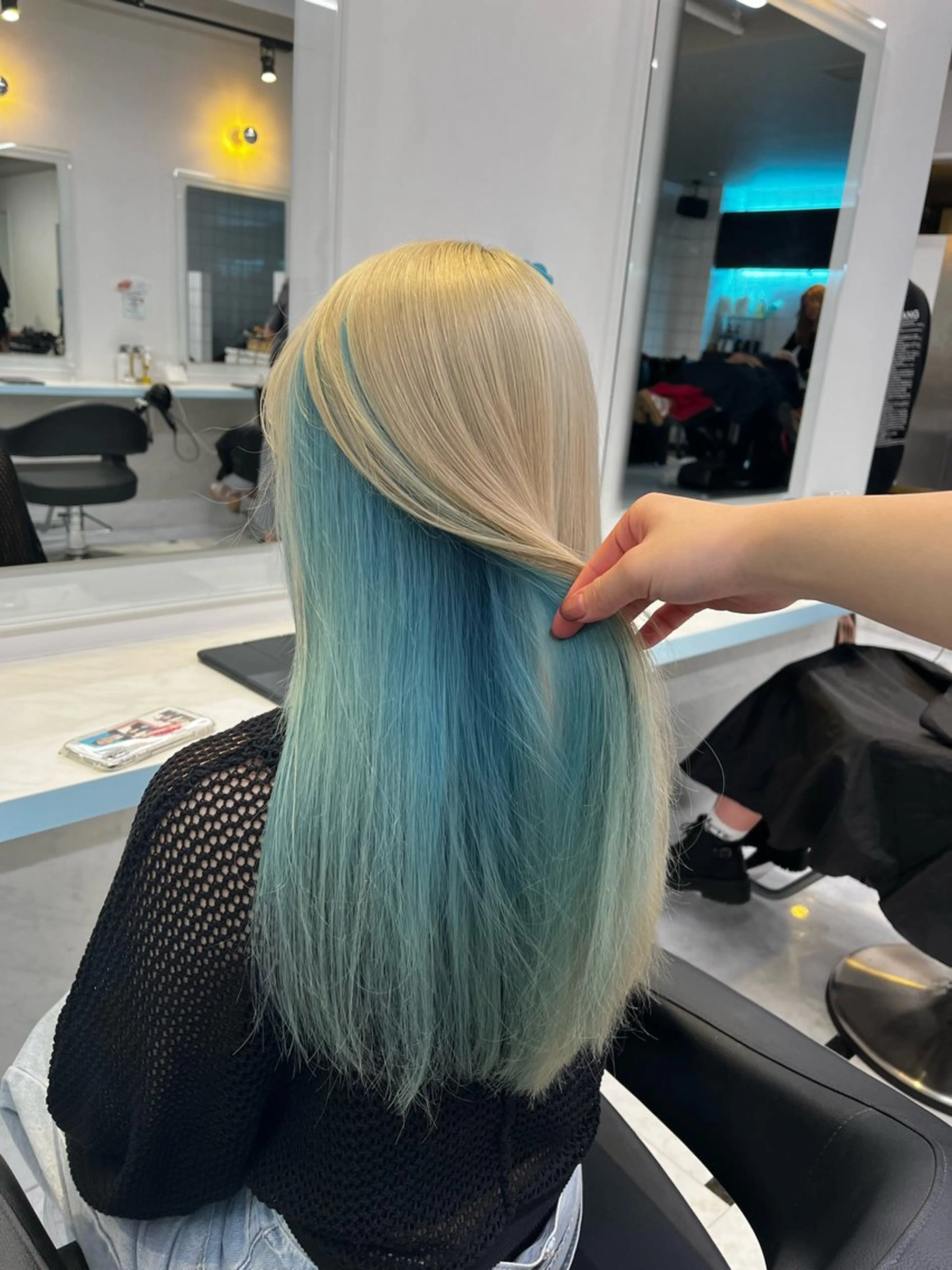 ロング カラー ヘアカラー トリートメント ブリーチカラー 🩵MIZUKIのヘアスタイル