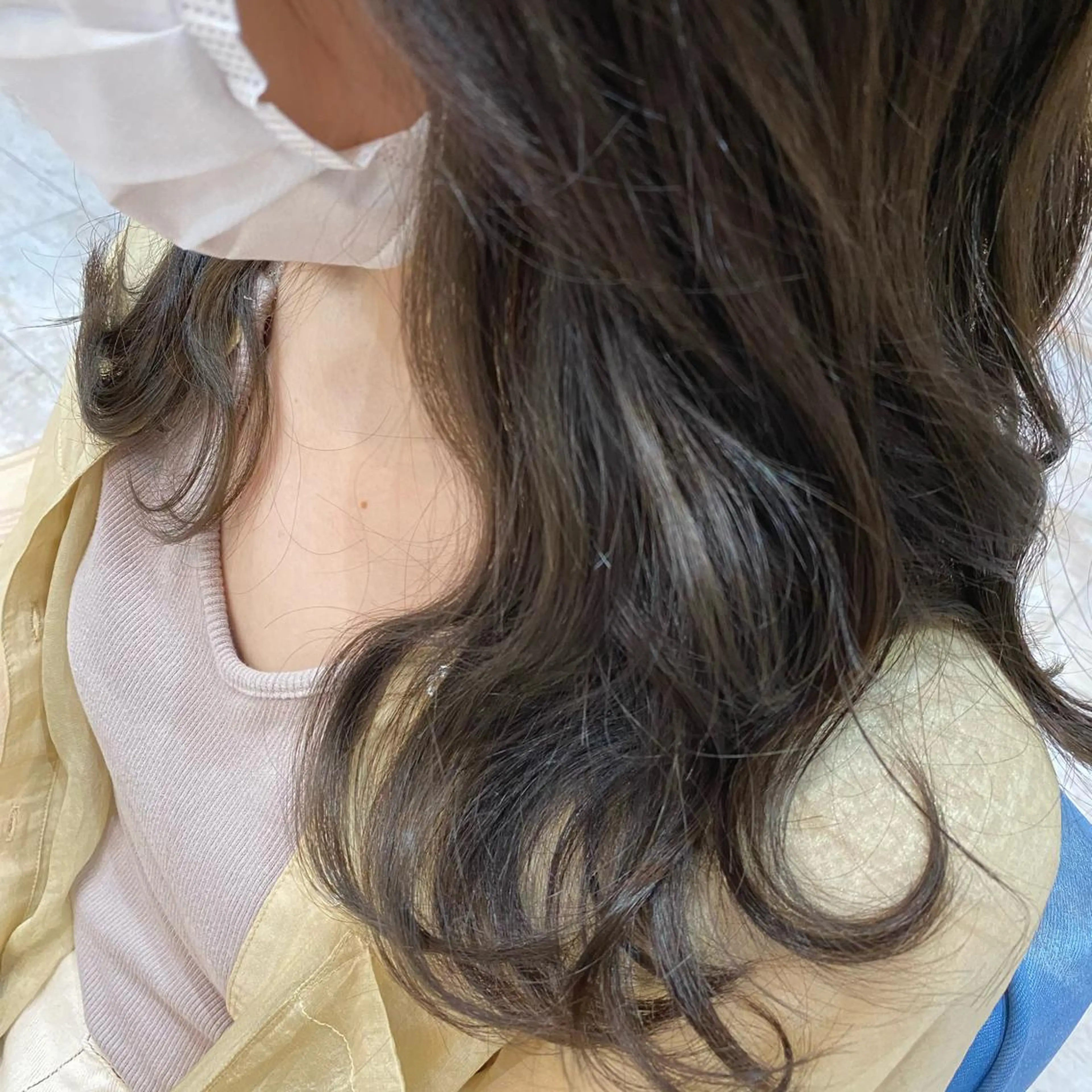 ロング カラー カット ヘアカラー トリートメント 🫧透け感⋆艶髪💎 山口アヤカのヘアスタイル