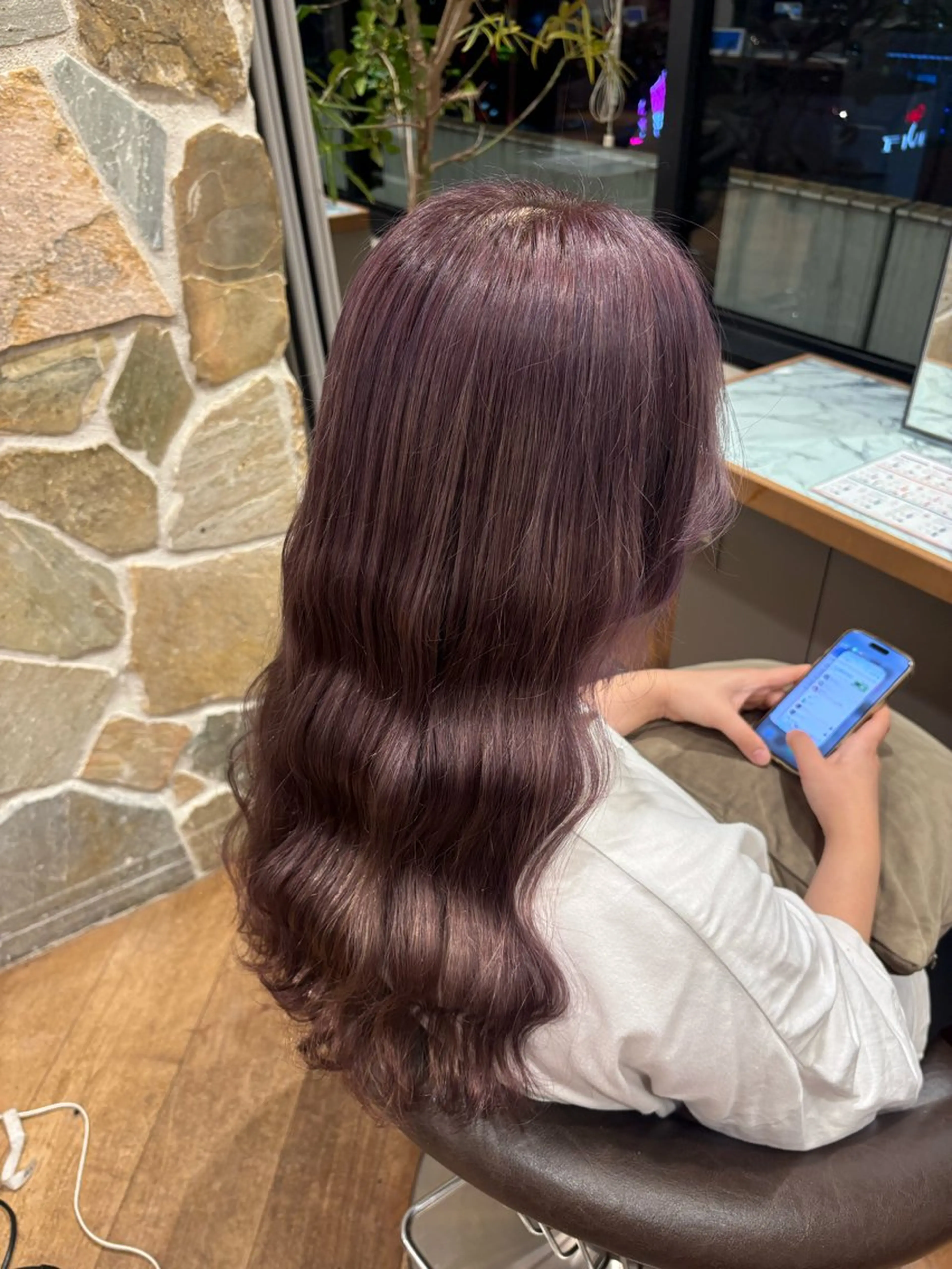 ロング カラー ブリーチ ヘアカラー トリートメント 梅田/カラーモデル/ ヘアセットkanonのヘアスタイル