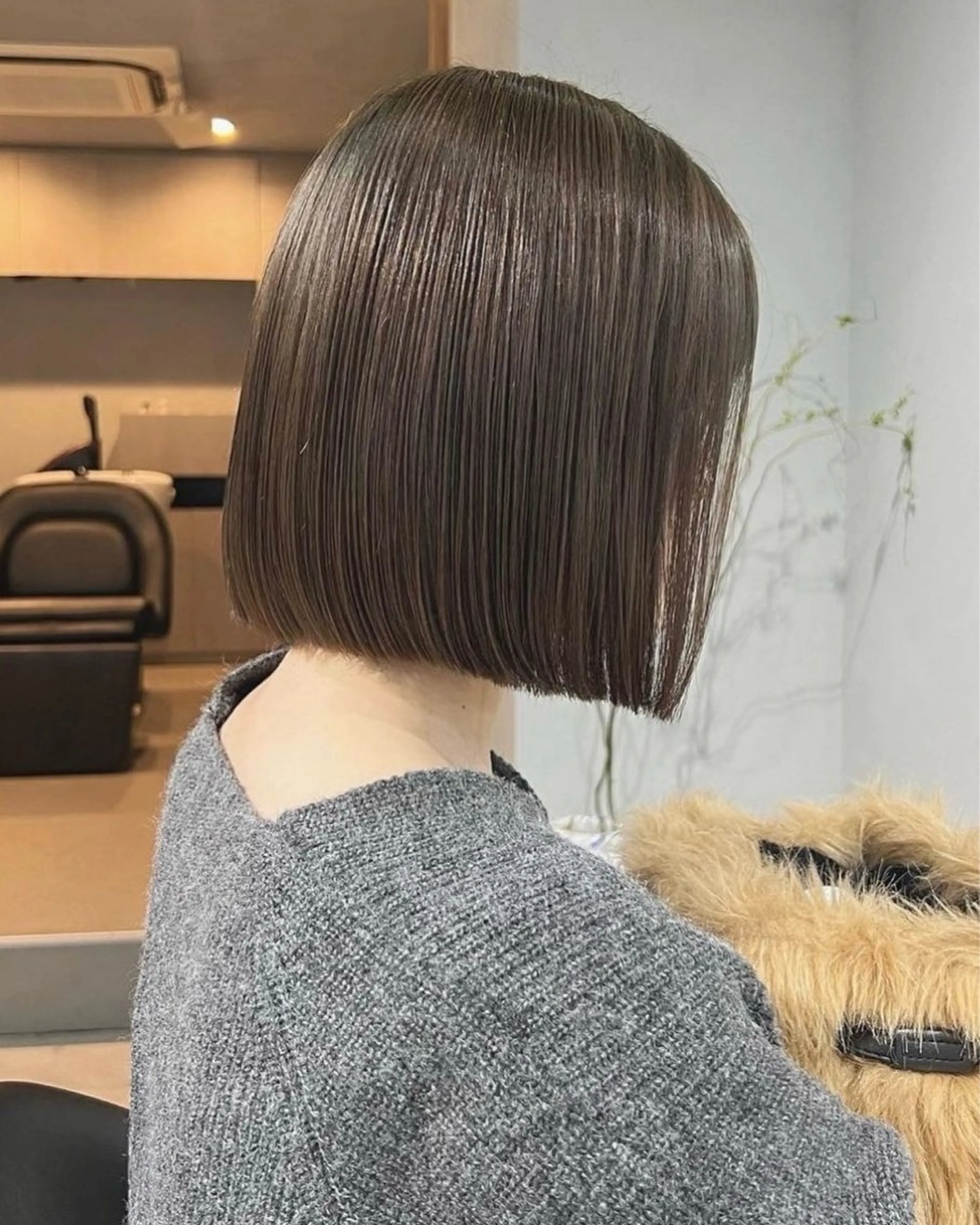 ミディアム カラー akane/ボブ /ブラウンベージュのヘアスタイル