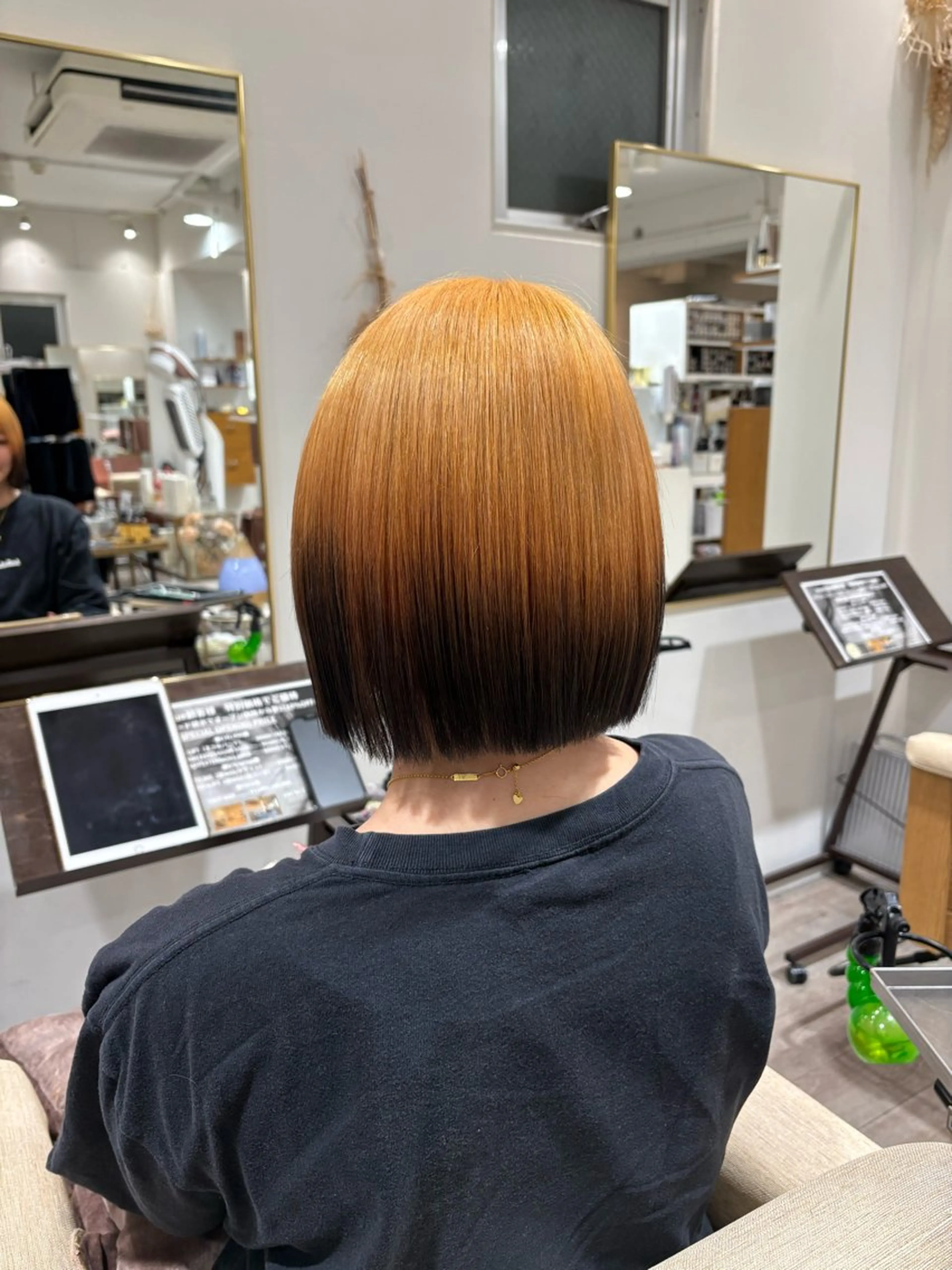 ショート カラー ボブ カット ヘアカラー ブリーチ/茨木 𝙨𝙖𝙠𝙞💚のヘアスタイル