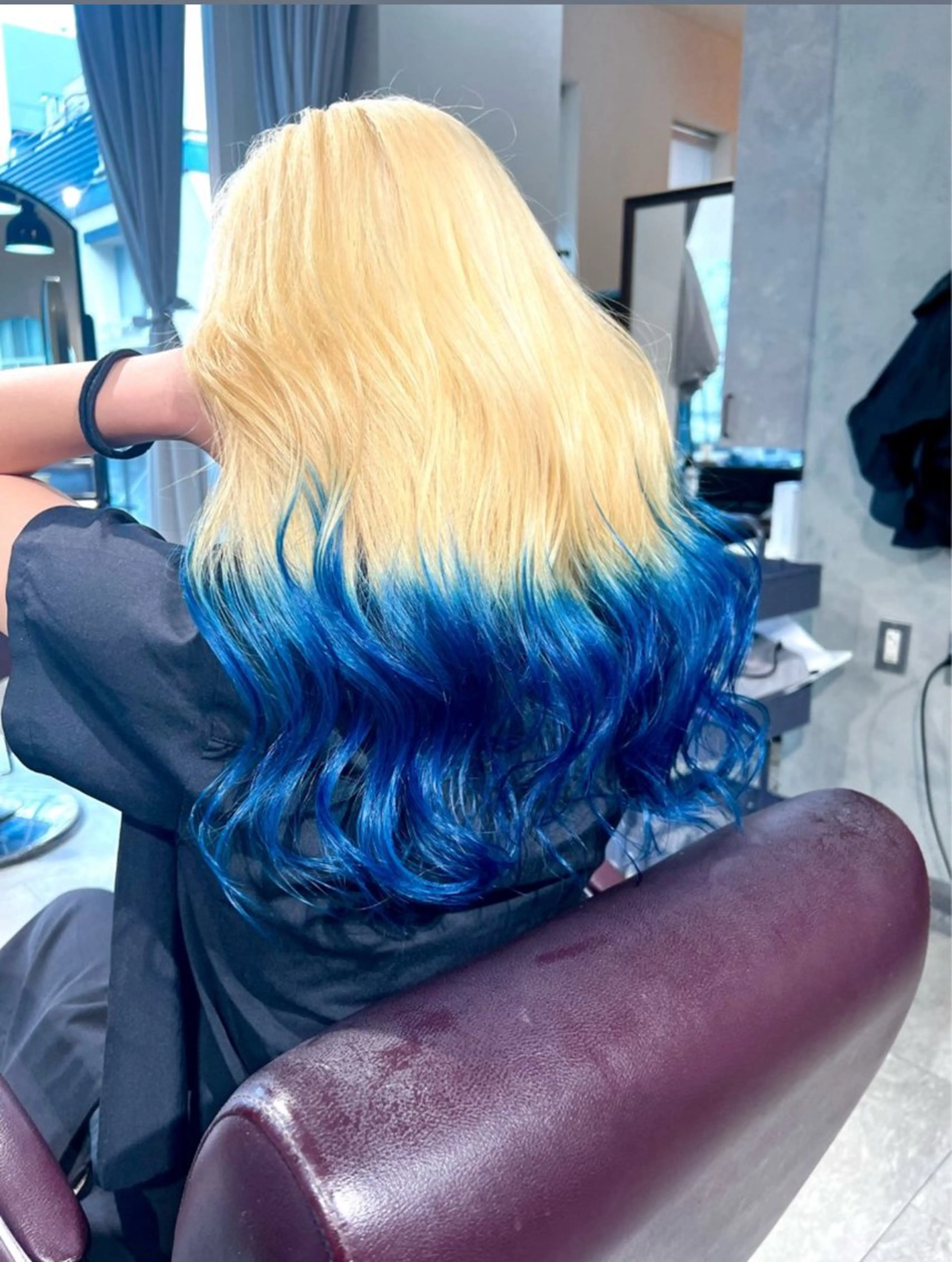 ロング カラー ヘアカラー トリートメント ヘアセット 🌈インナーカラー ‘ショウマ’🌈のヘアスタイル