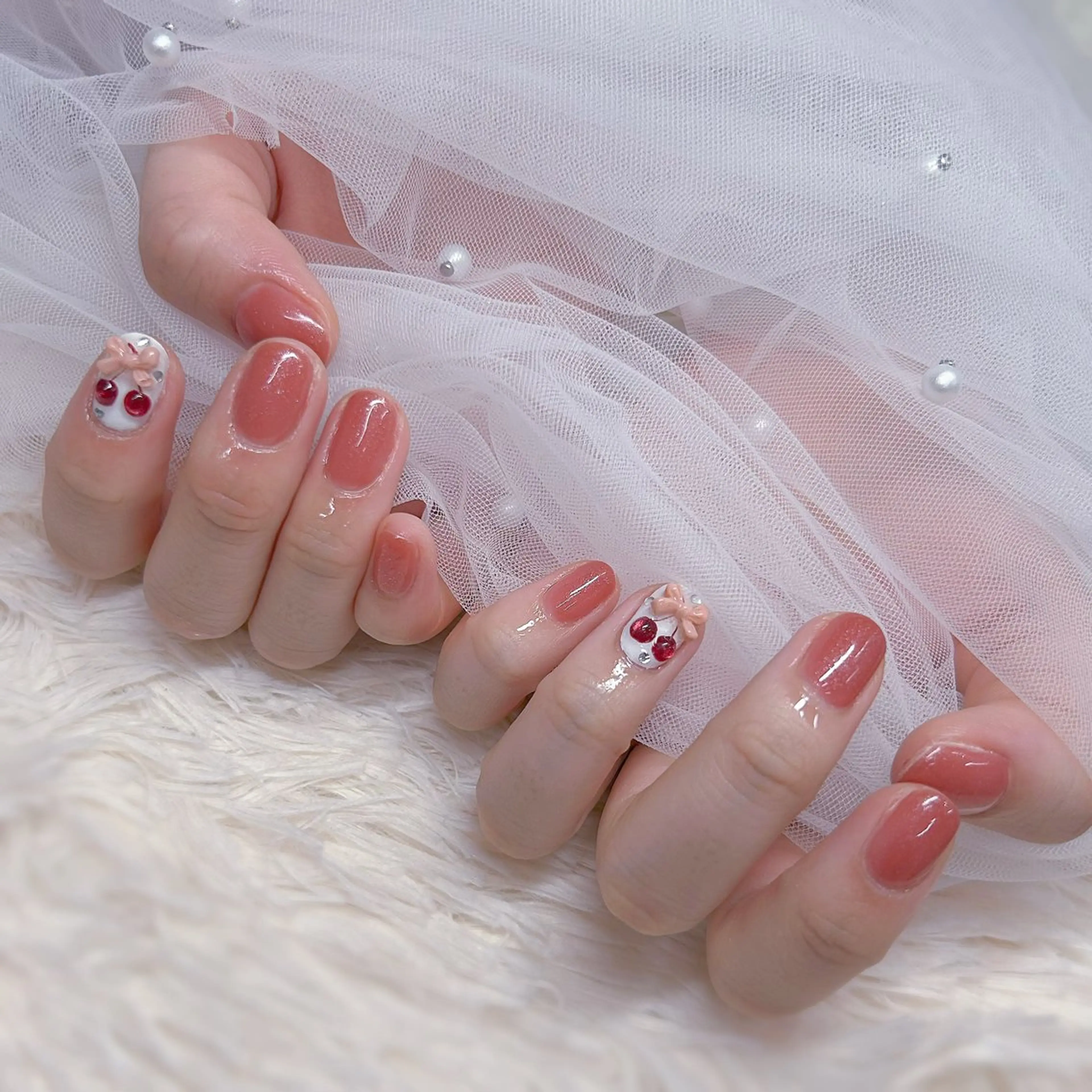 ネイル ハンドネイル 伊藤 彩名のネイルデザイン