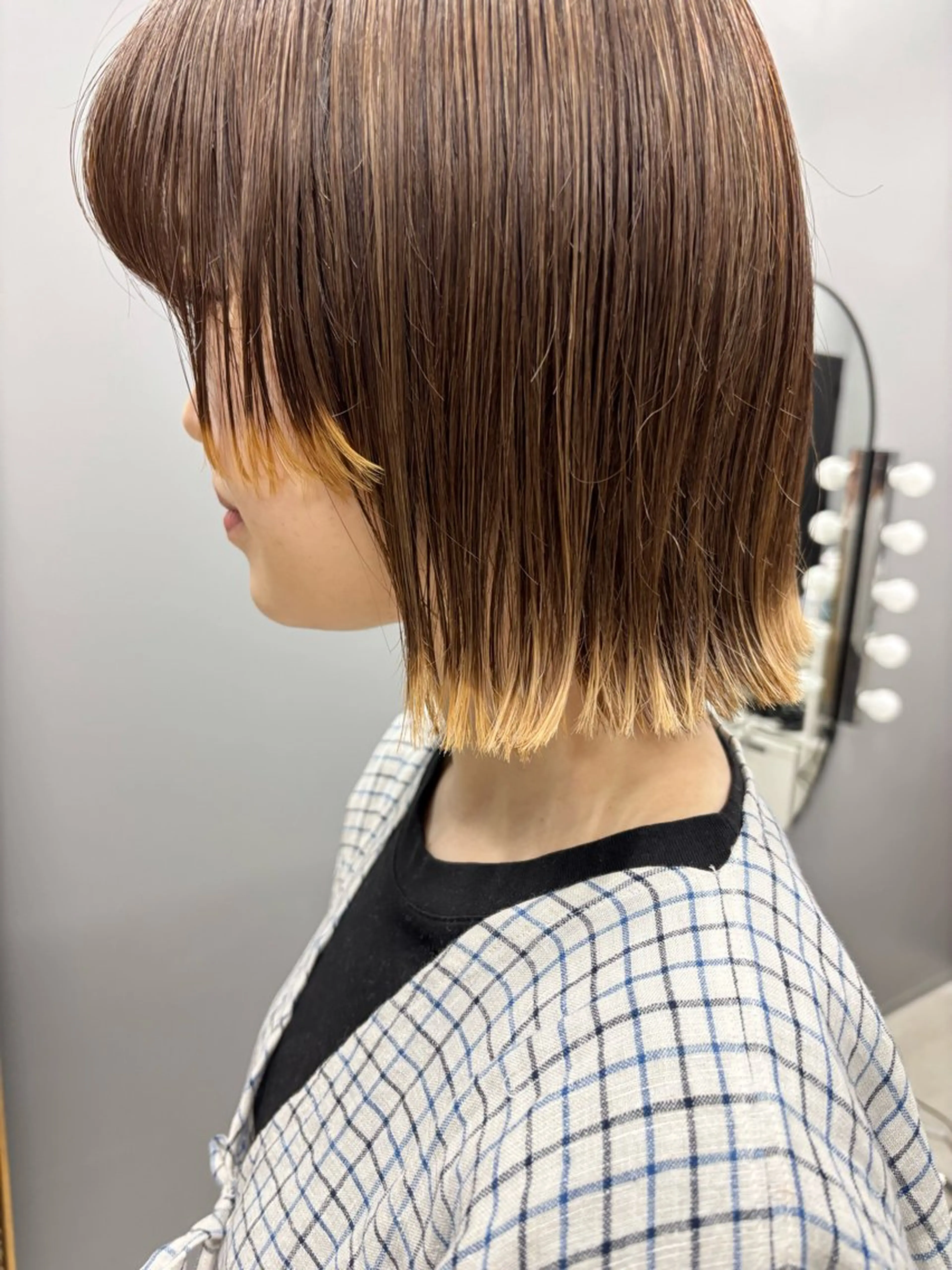 ミディアム カラー ブリーチ 抜きっぱなしブロンド yuki watanabeのヘアスタイル