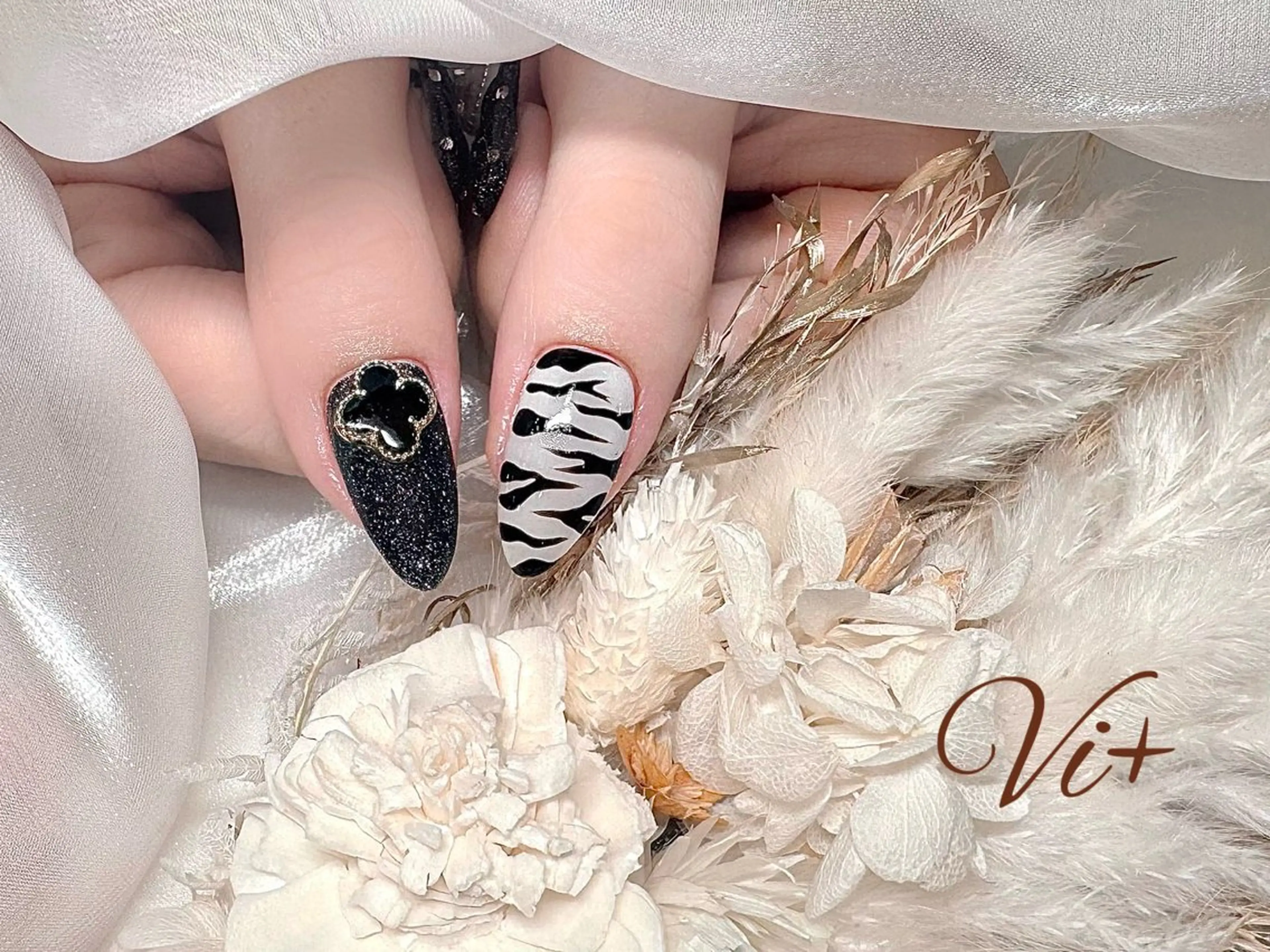 ネイル ✨Nailsalon Vi+✨のネイルデザイン