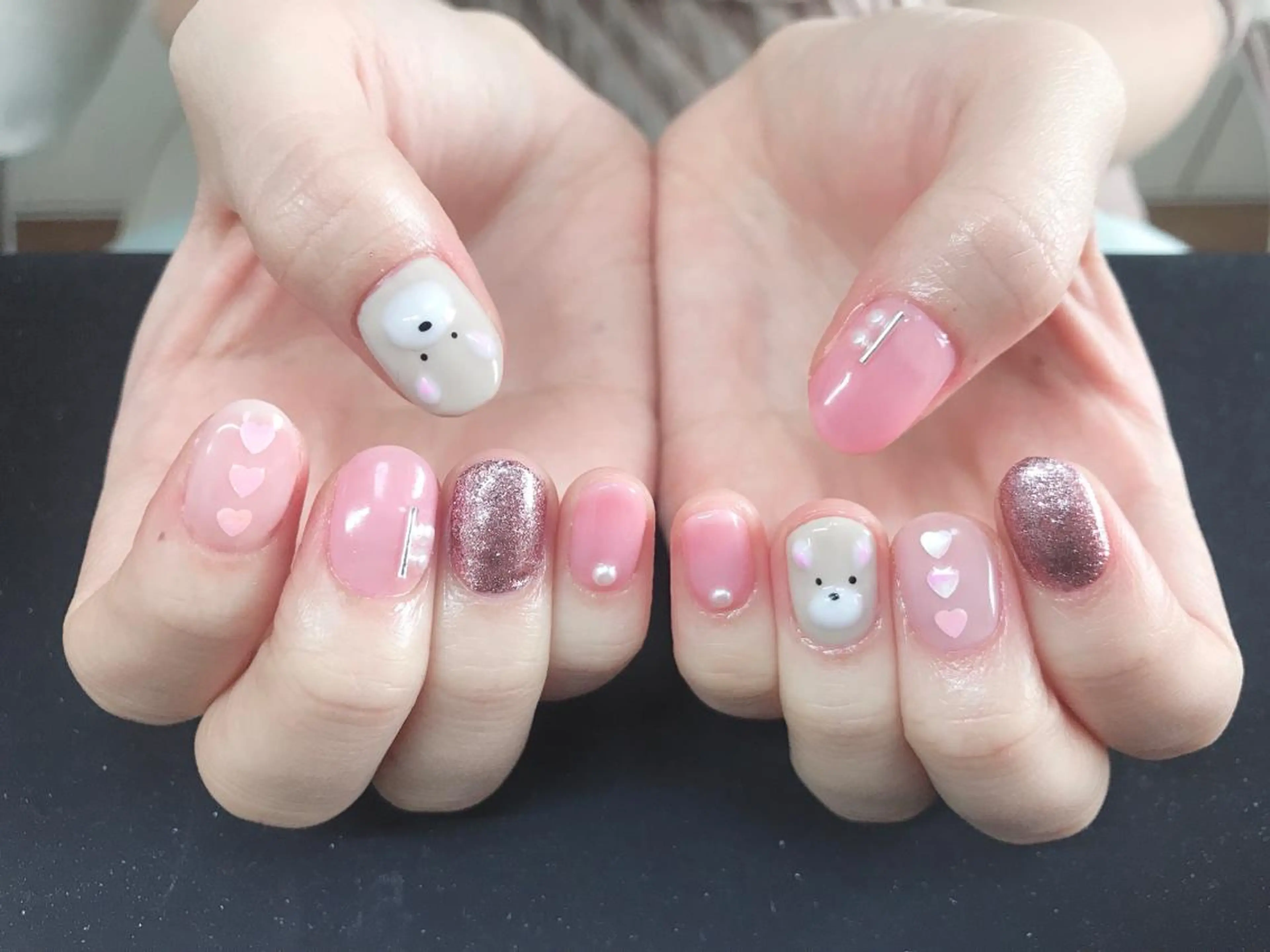 ネイル ハンドネイル nailroom DIASOMNIAのネイルデザイン